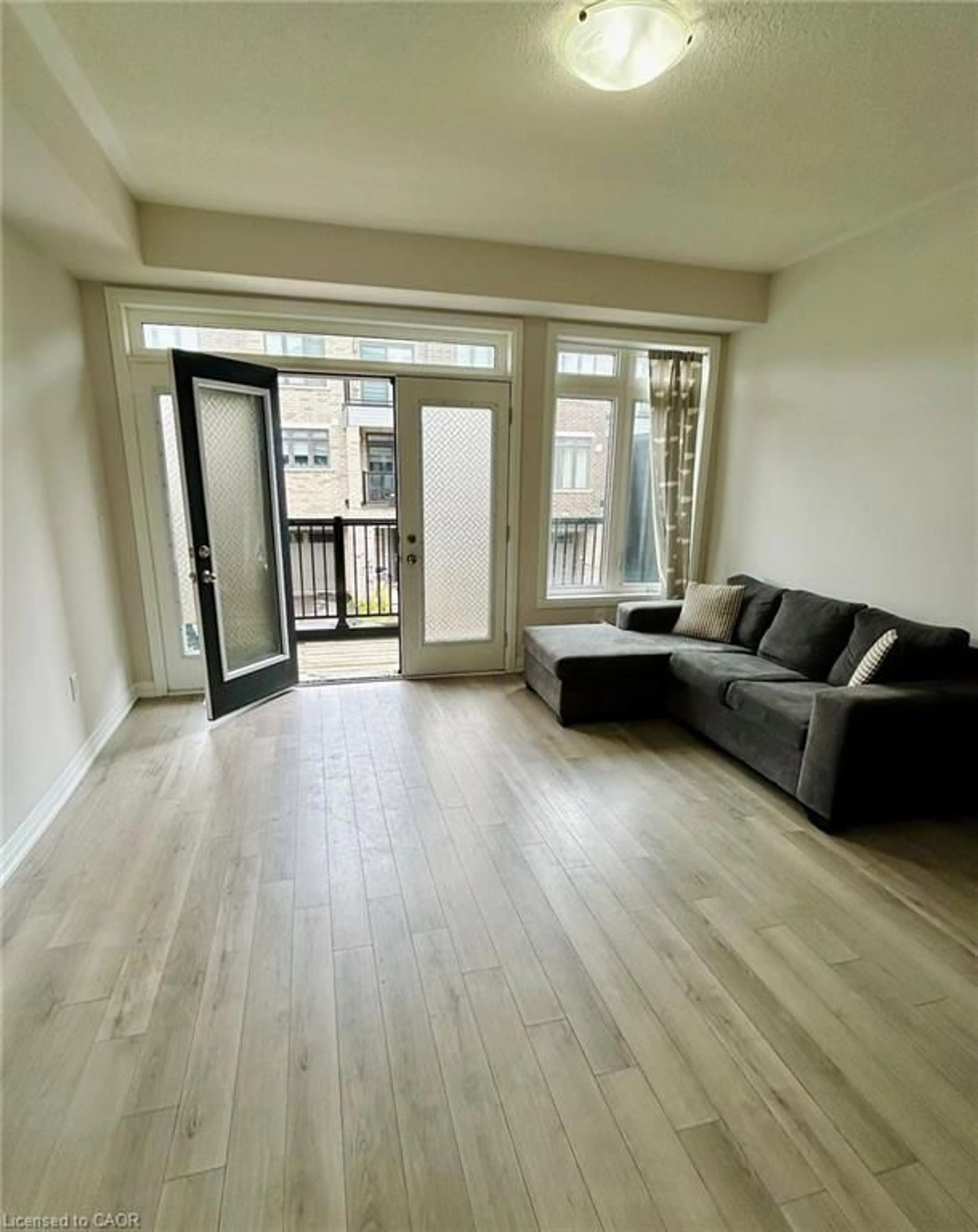 A pic of a room for 585 Colborne St #302, Brantford Ontario N3S 0K4