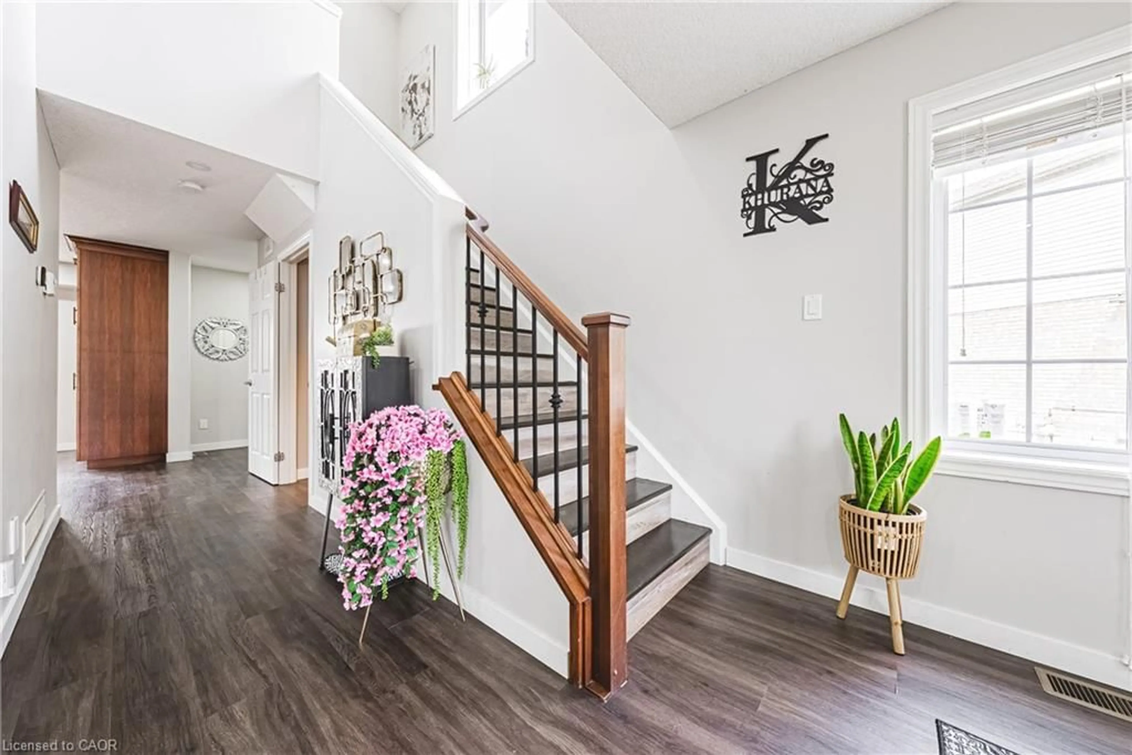 Indoor entryway for 214 Snyder's Rd #2, Baden Ontario N3A 0A6
