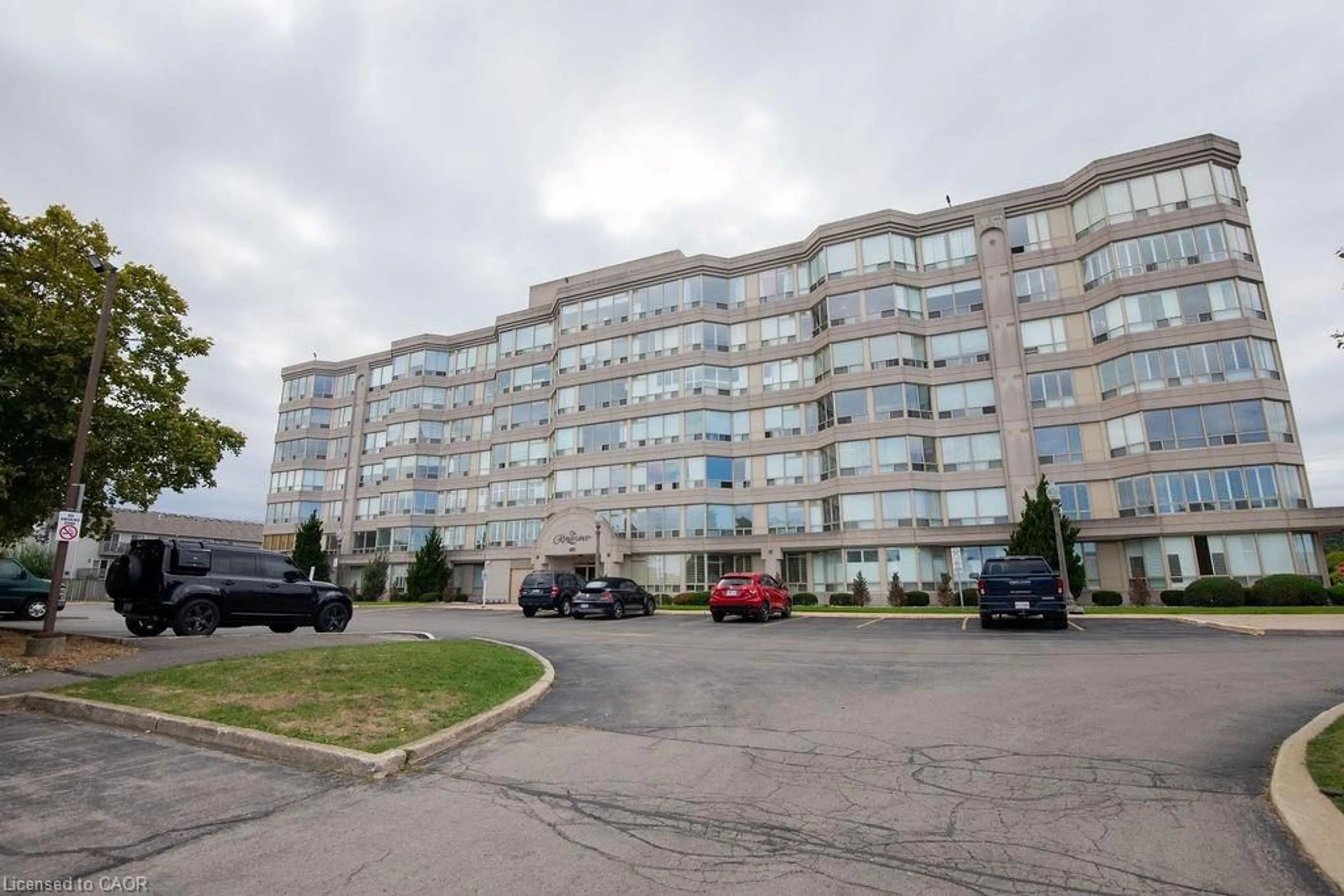 Unknown for 495 Highway 8 #210, Stoney Creek Ontario L86 5E1