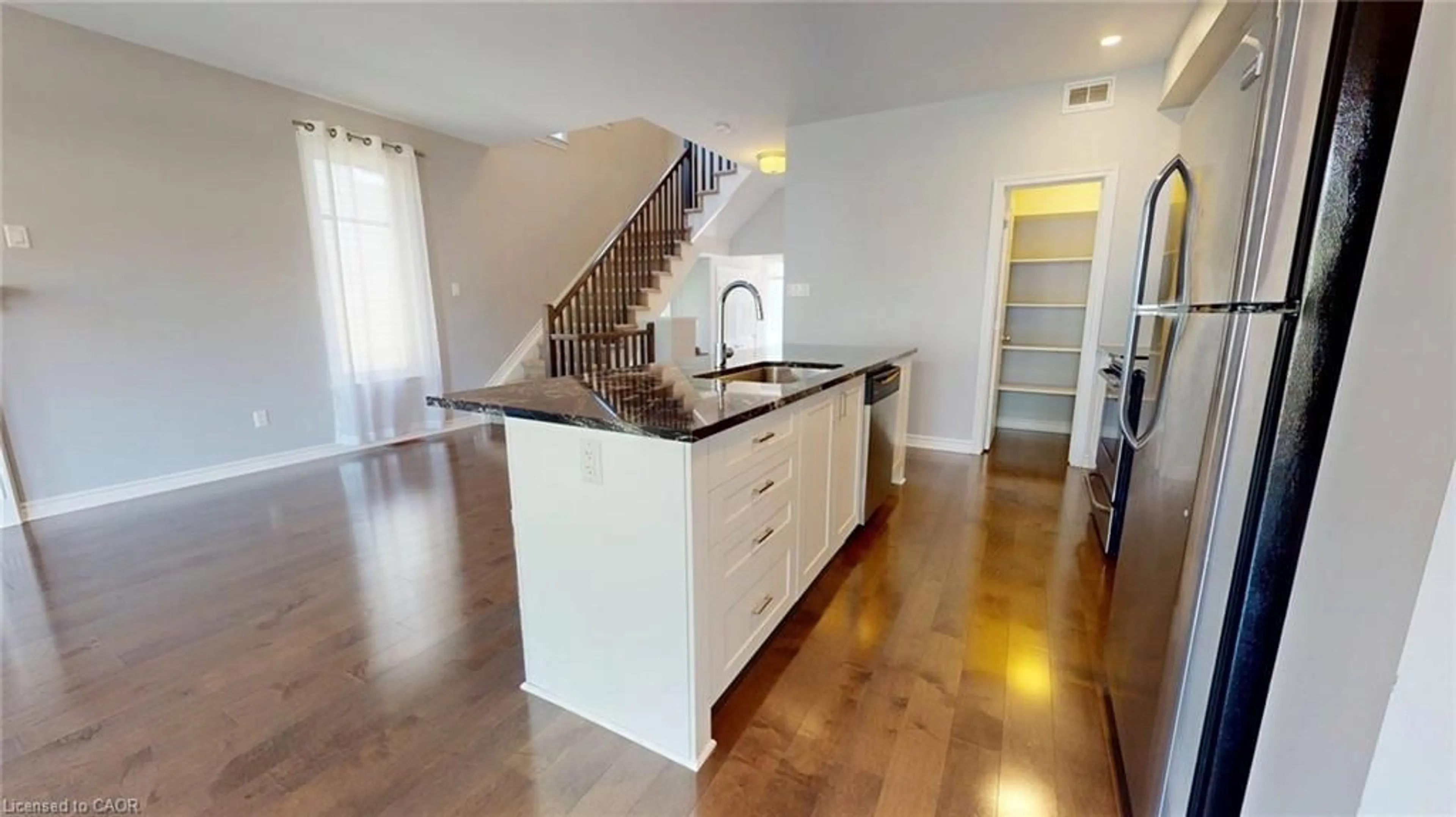 Open concept kitchen, unknown for 253 Brambling Way, Ottawa Ontario K2J 0E4