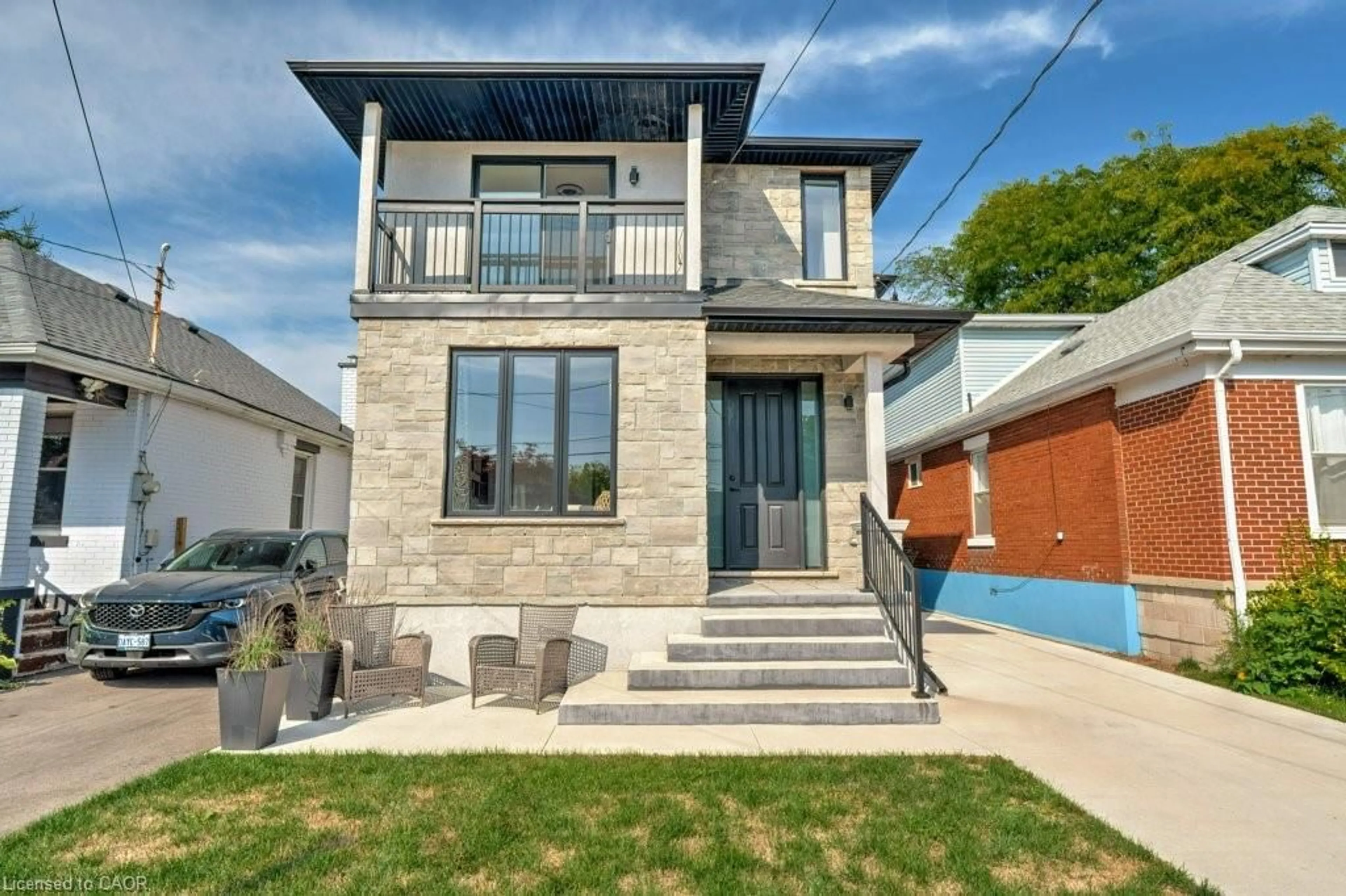 Home with brick exterior material, street for 38 East 16th St, Hamilton Ontario L9A 4H9