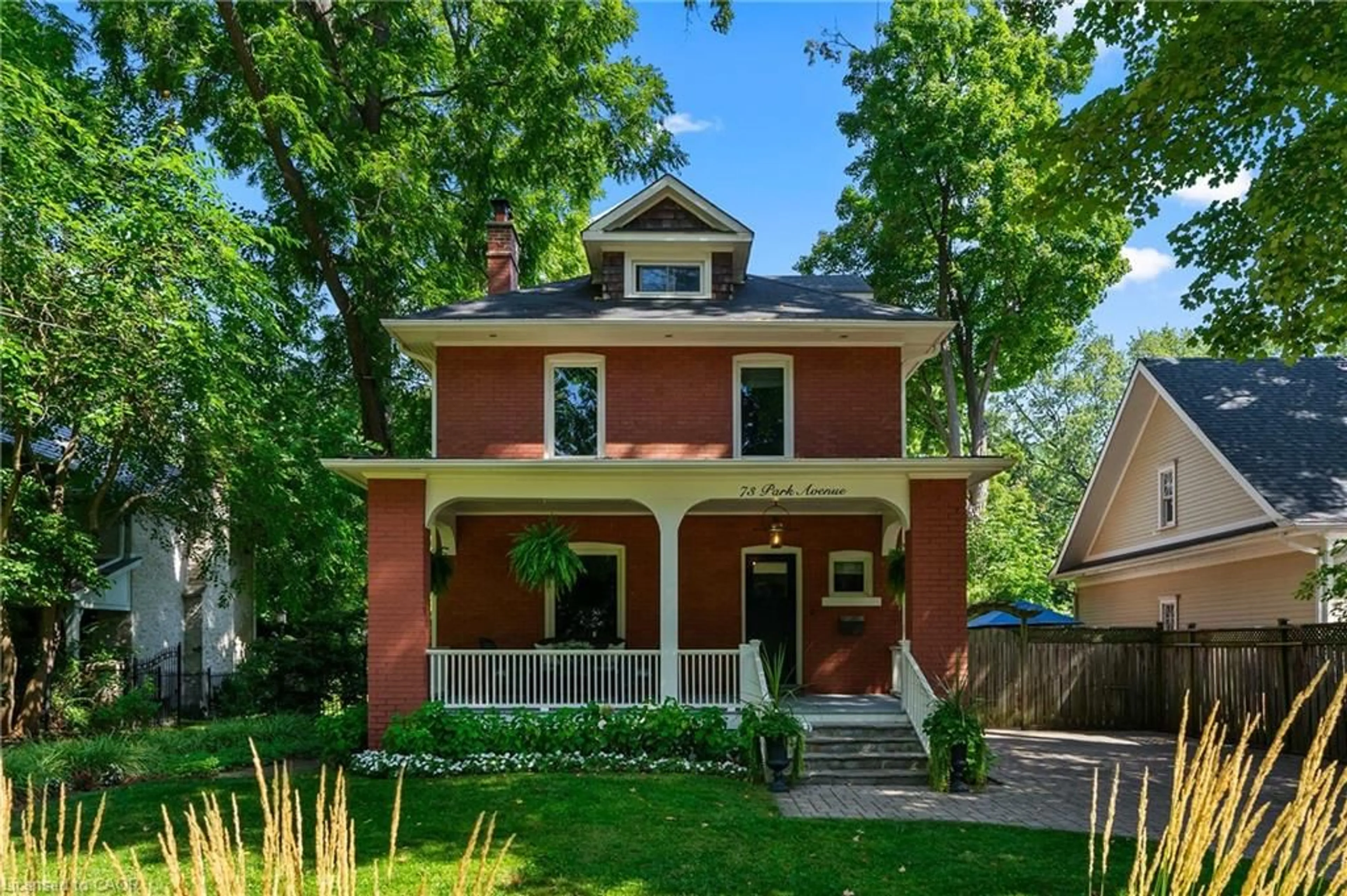 Home with brick exterior material, street for 73 Park Ave, Oakville Ontario L6J 3Y1