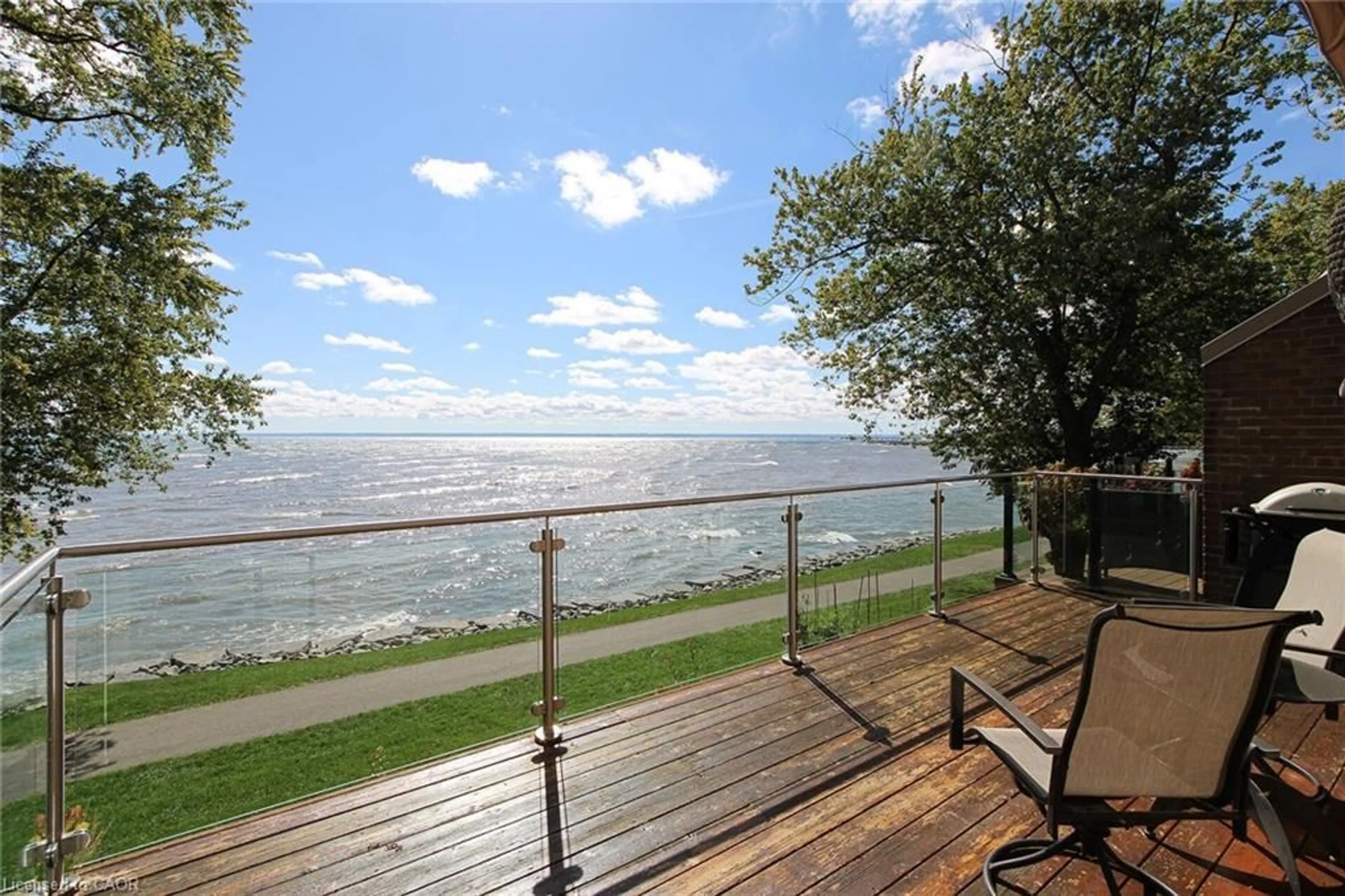 Patio, water/lake/river/ocean view for 2060 Water's Edge Dr, Oakville Ontario L6L 1A4