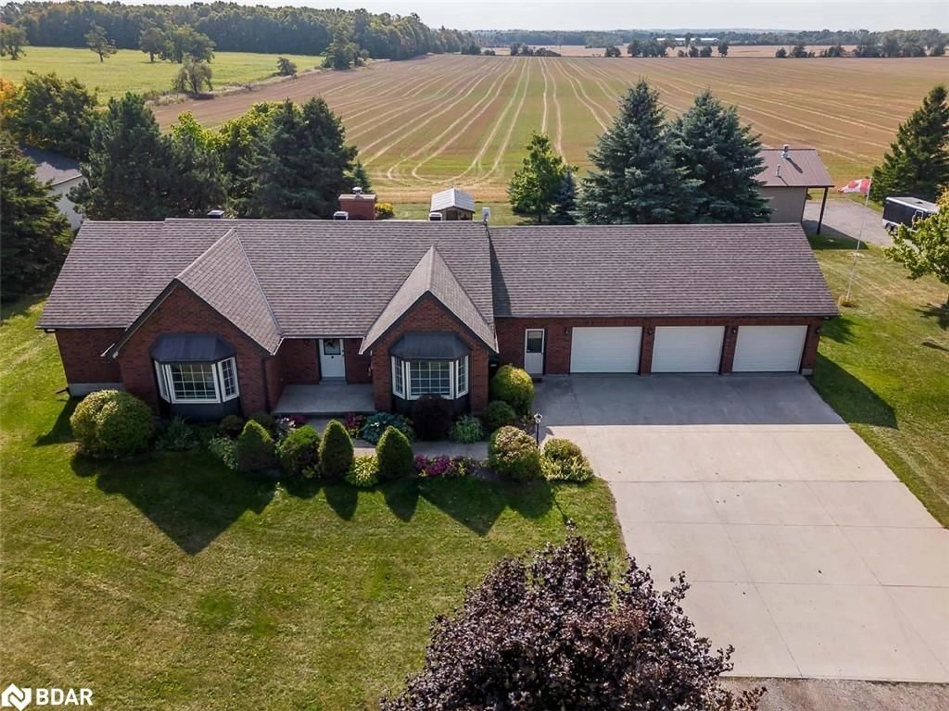 A pic from outside/outdoor area/front of a property/back of a property/a pic from drone, unknown for 4689 20th Sideroad Sideroad, Thornton Ontario L0L 2N0
