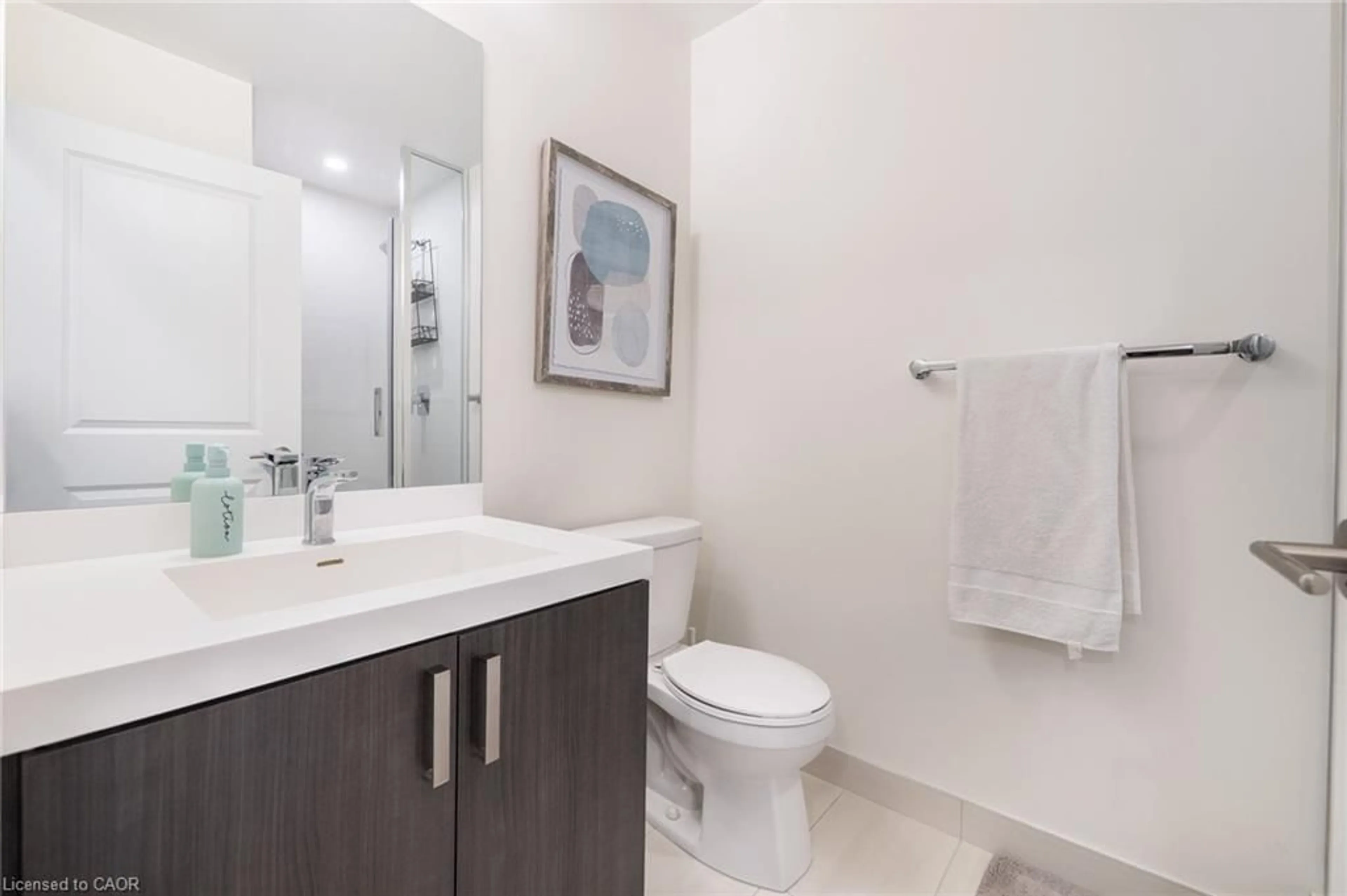 Standard bathroom, unknown for 8 Nahani Way Way #2921, Mississauga Ontario L4Z 0C6