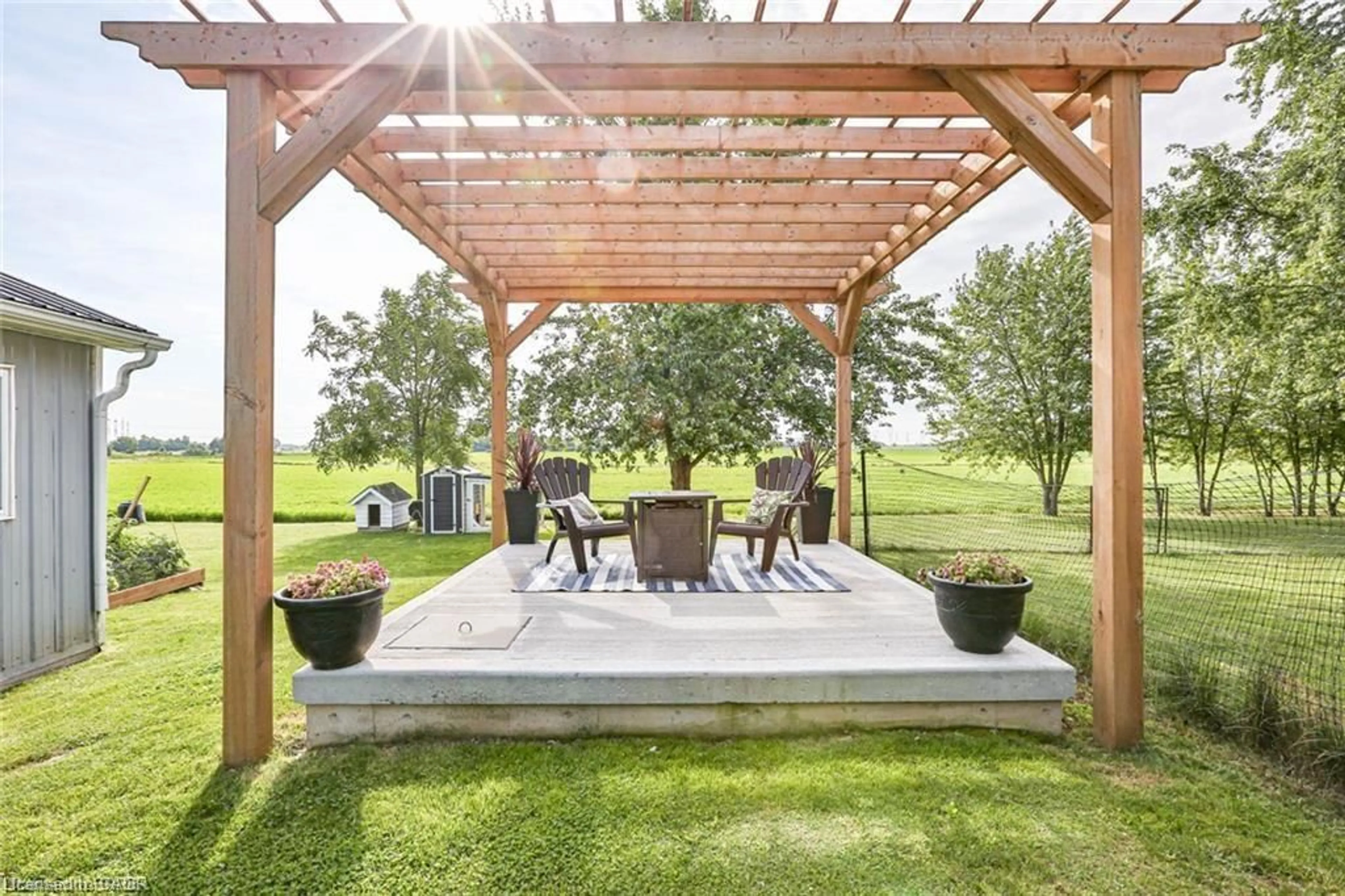 Patio, unknown for 3318 #6 Hwy, Hagersville Ontario N0A 1J0