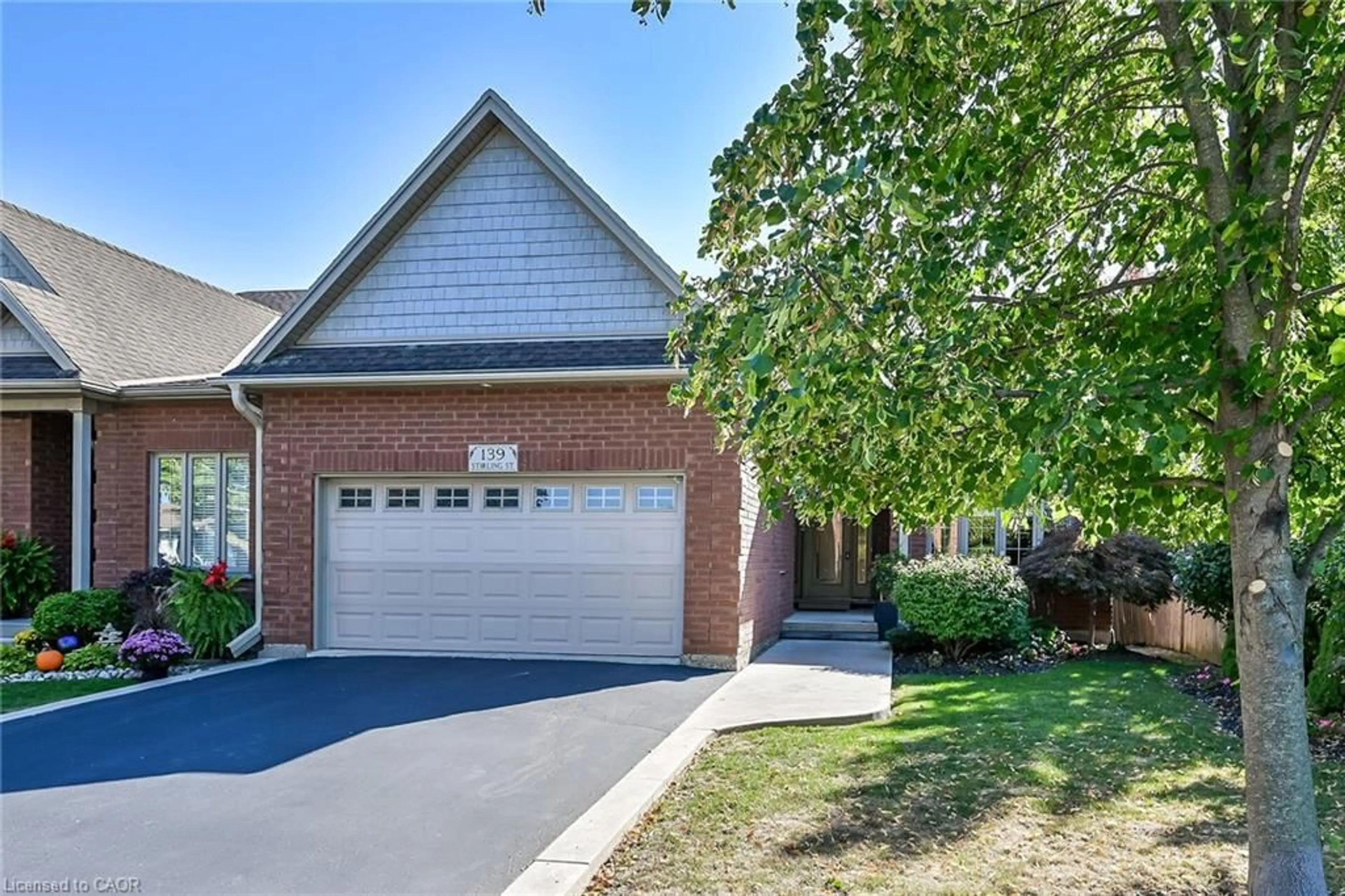 Home with brick exterior material, street for 139 Stirling St, Caledonia Ontario N3W 0A4
