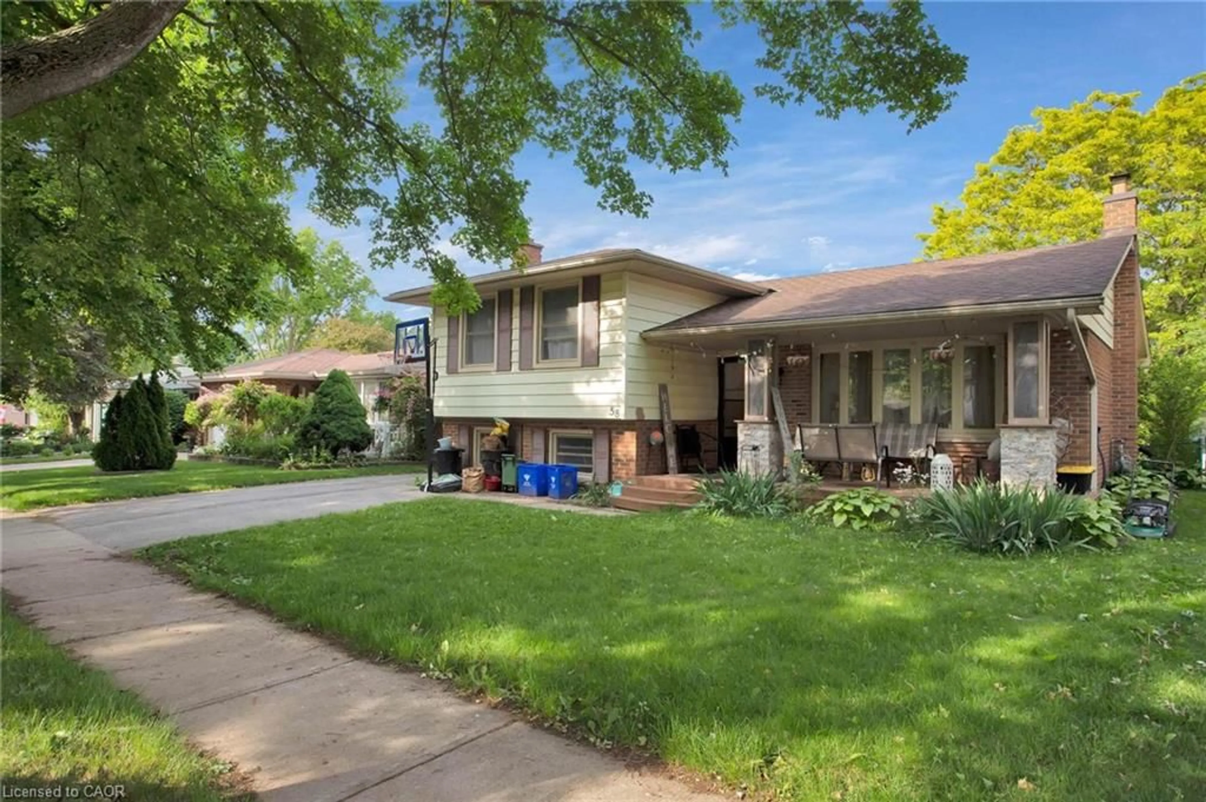 Home with brick exterior material, street for 58 Winding Way Cres, London Ontario N6G 3G2