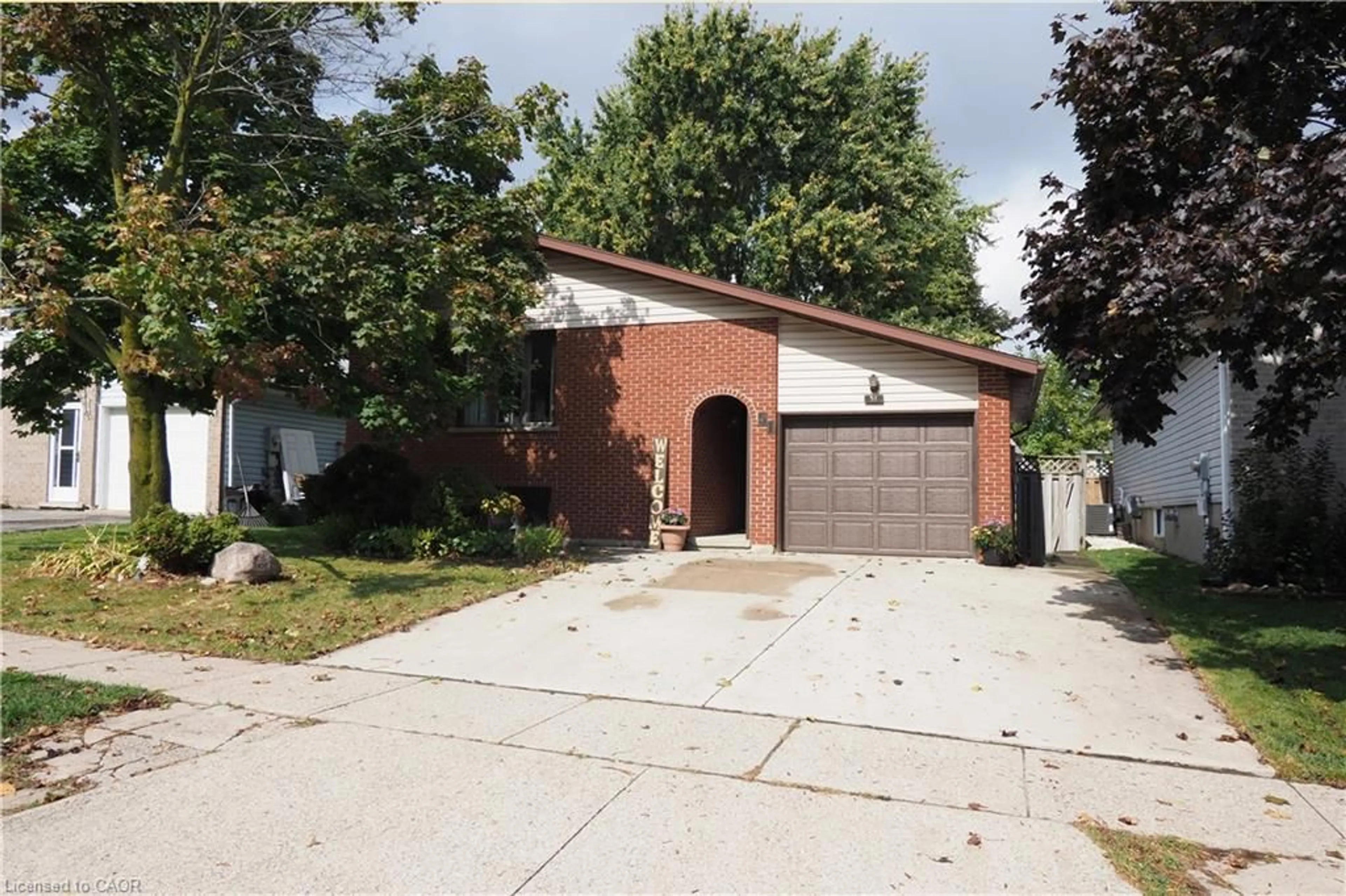 Home with brick exterior material, street for 51 Memory Lane, Cambridge Ontario N3C 3W9