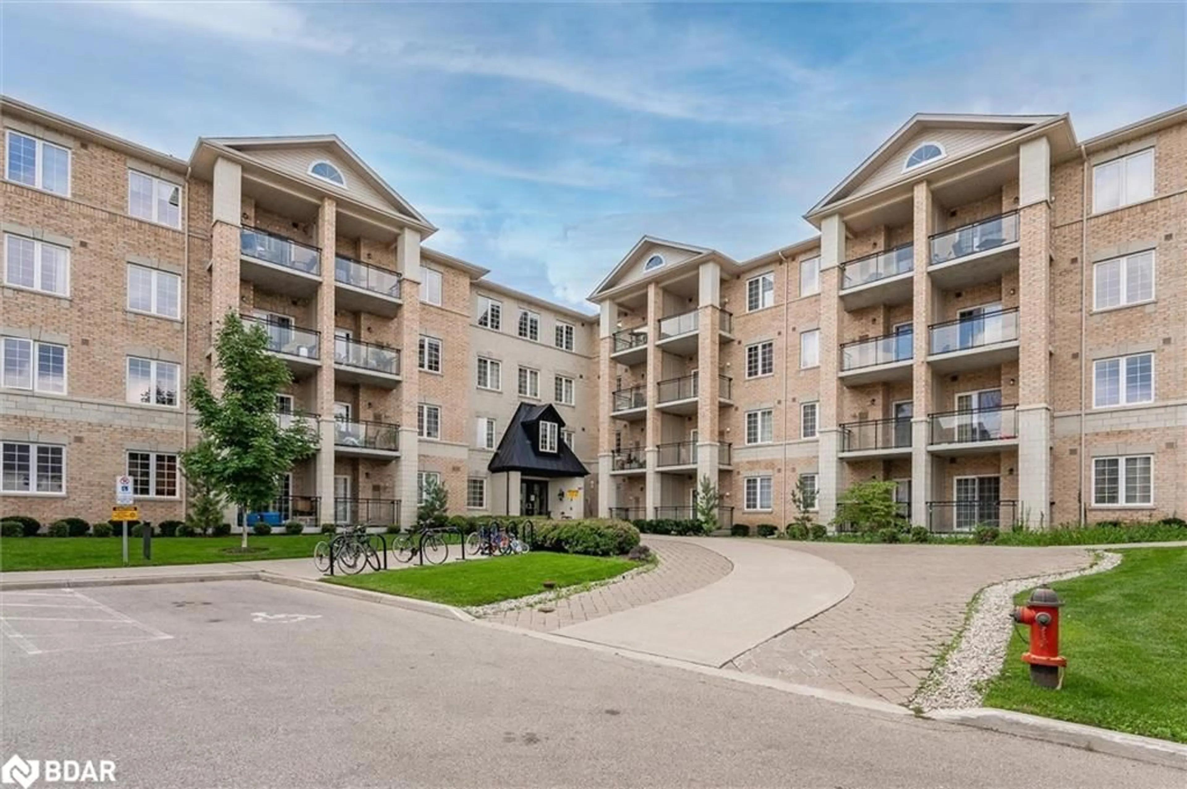 Patio, unknown for 1077 Gordon St #418, Guelph Ontario N1G 0E3