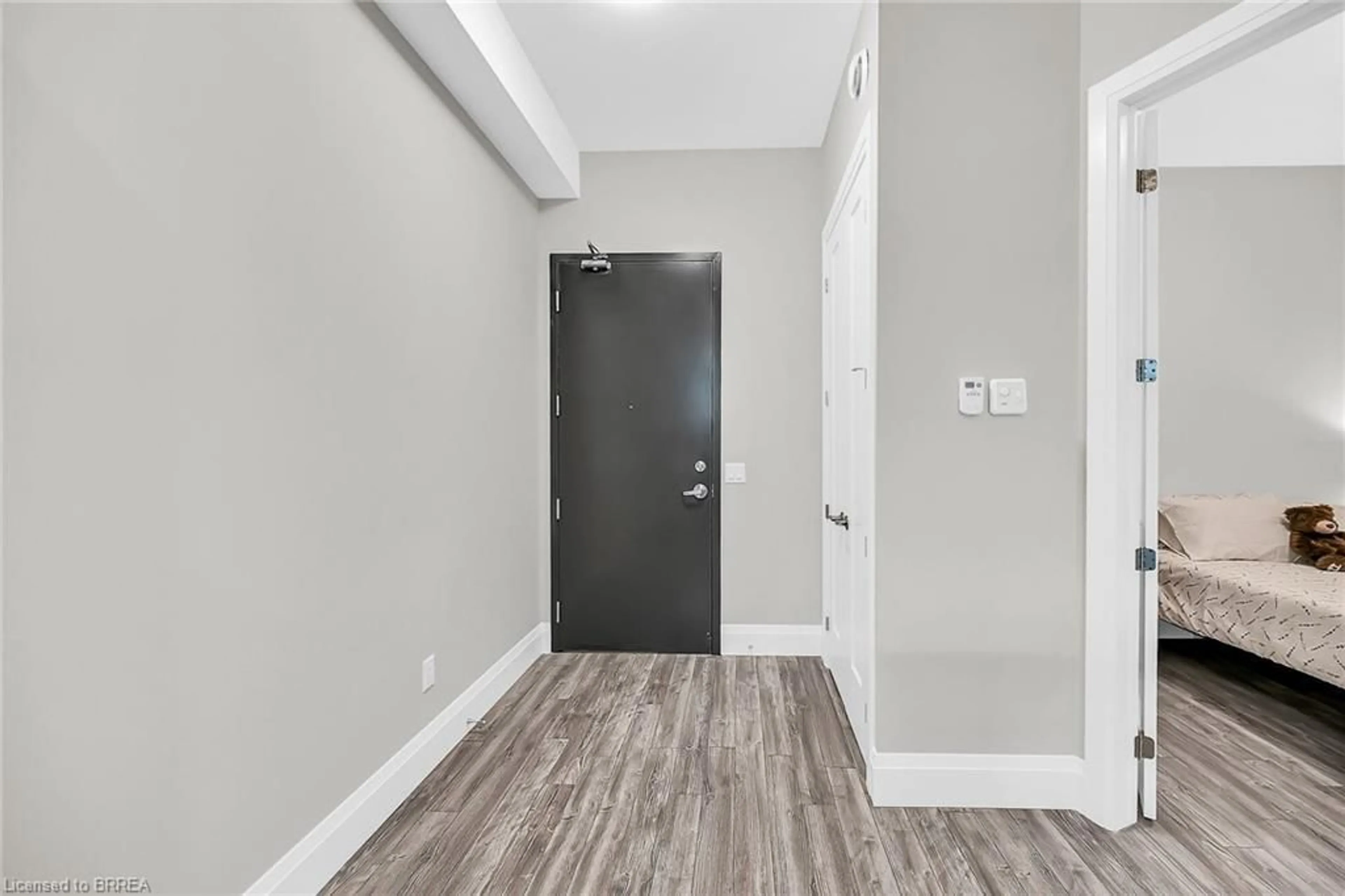 Indoor entryway for 85 Morrell St #120 B, Brantford Ontario N3T 4J6