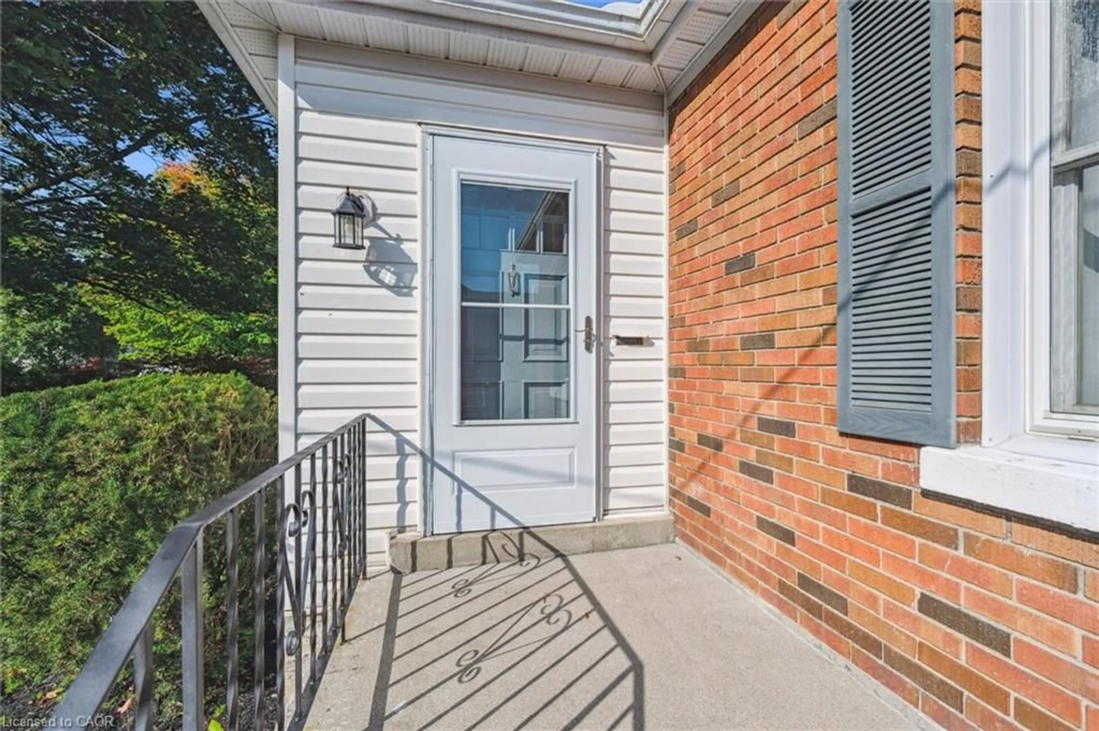 Home with brick exterior material, street for 96 Selkirk St, Cambridge Ontario N1S 1Z4