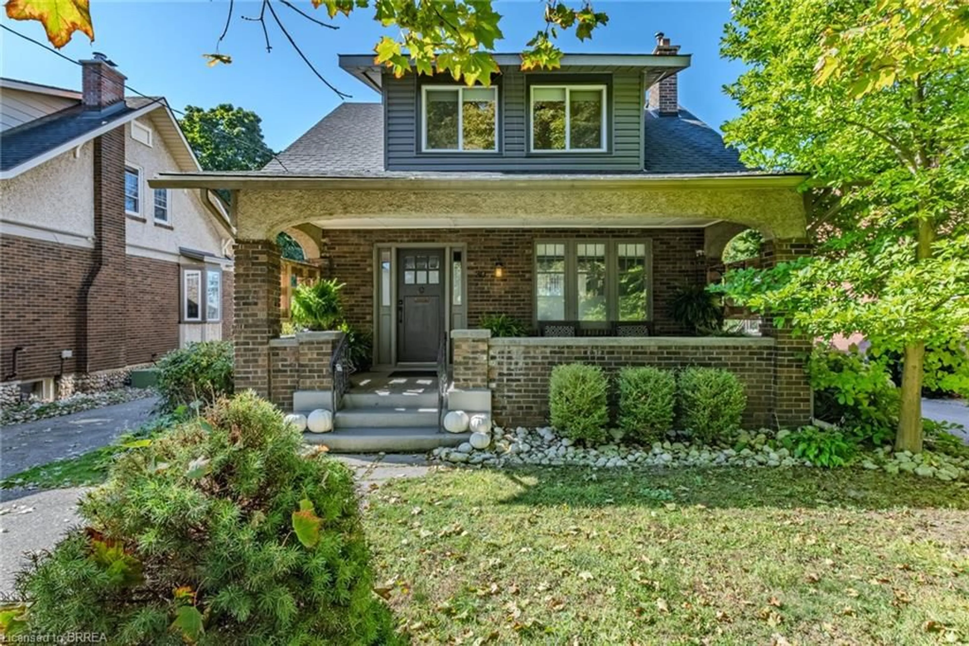 Home with brick exterior material, street for 30 Banfield St, Paris Ontario N3L 2Y6