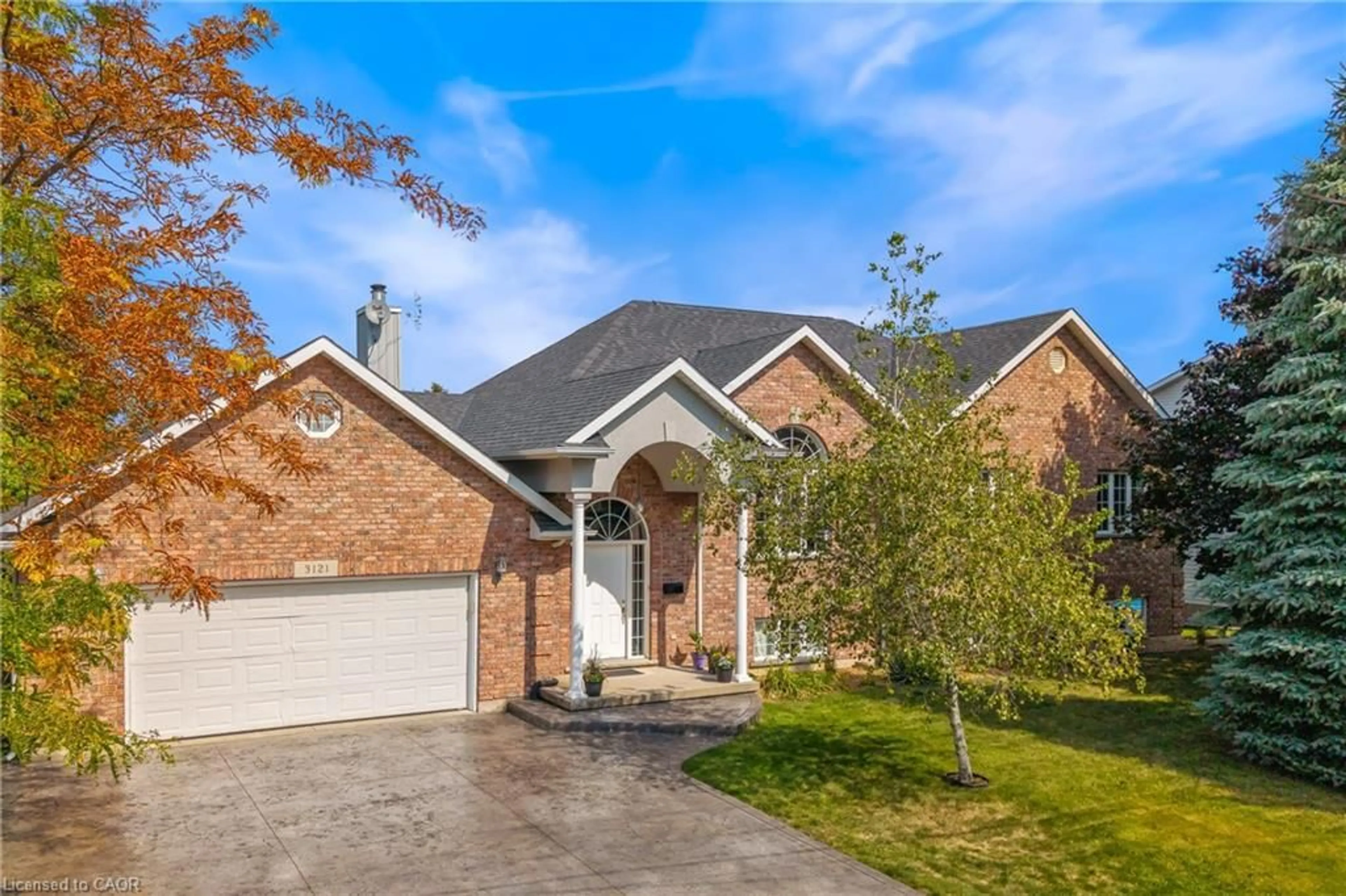 Home with brick exterior material, street for 3121 Glenbrook Dr, Lincoln Ontario L0R 2C0