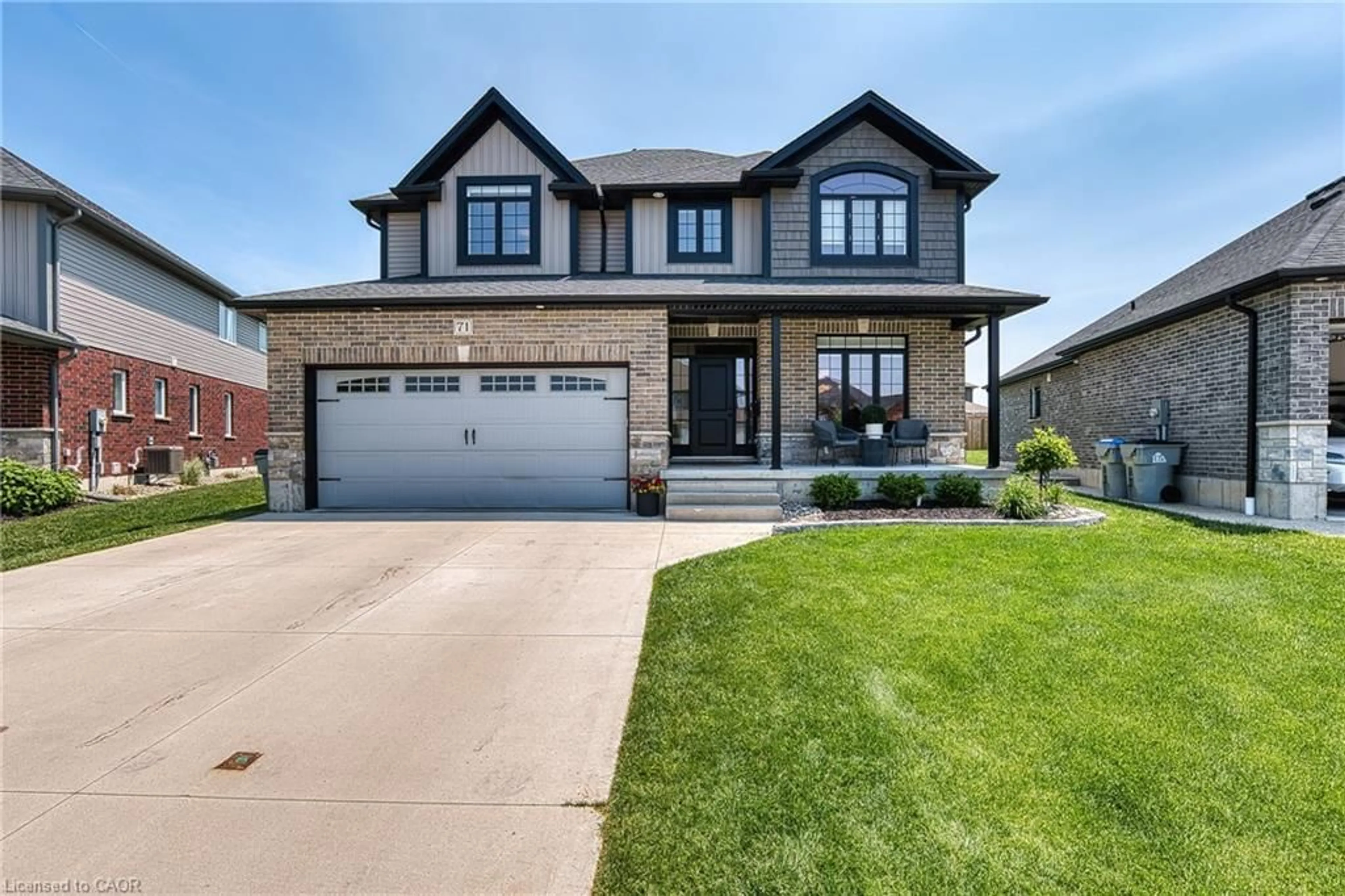 Home with brick exterior material, street for 71 Forbes Cres, Listowel Ontario N4W 0B8