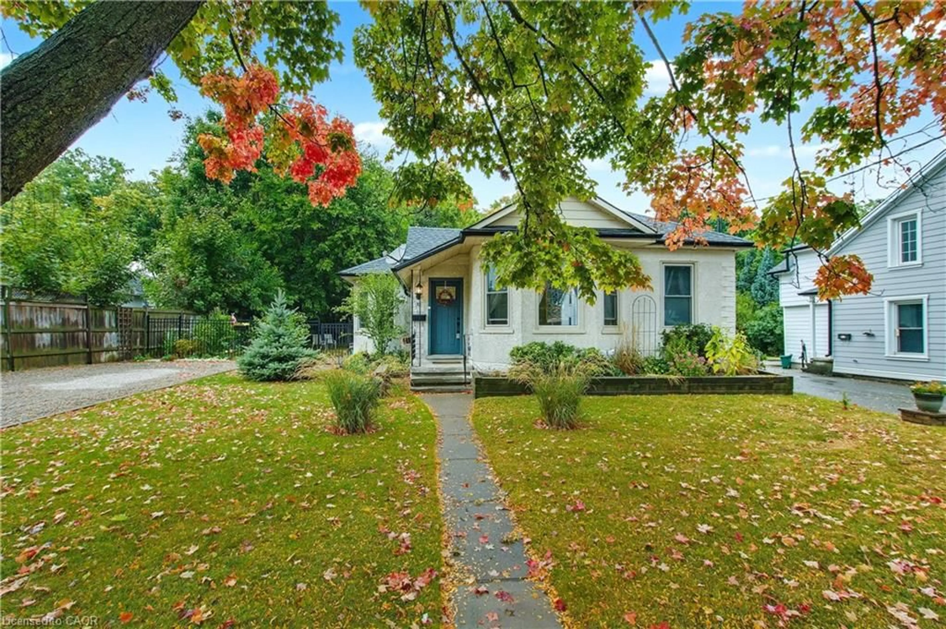Unknown for 30 Dumfries St, Cambridge Ontario N1S 1Y7