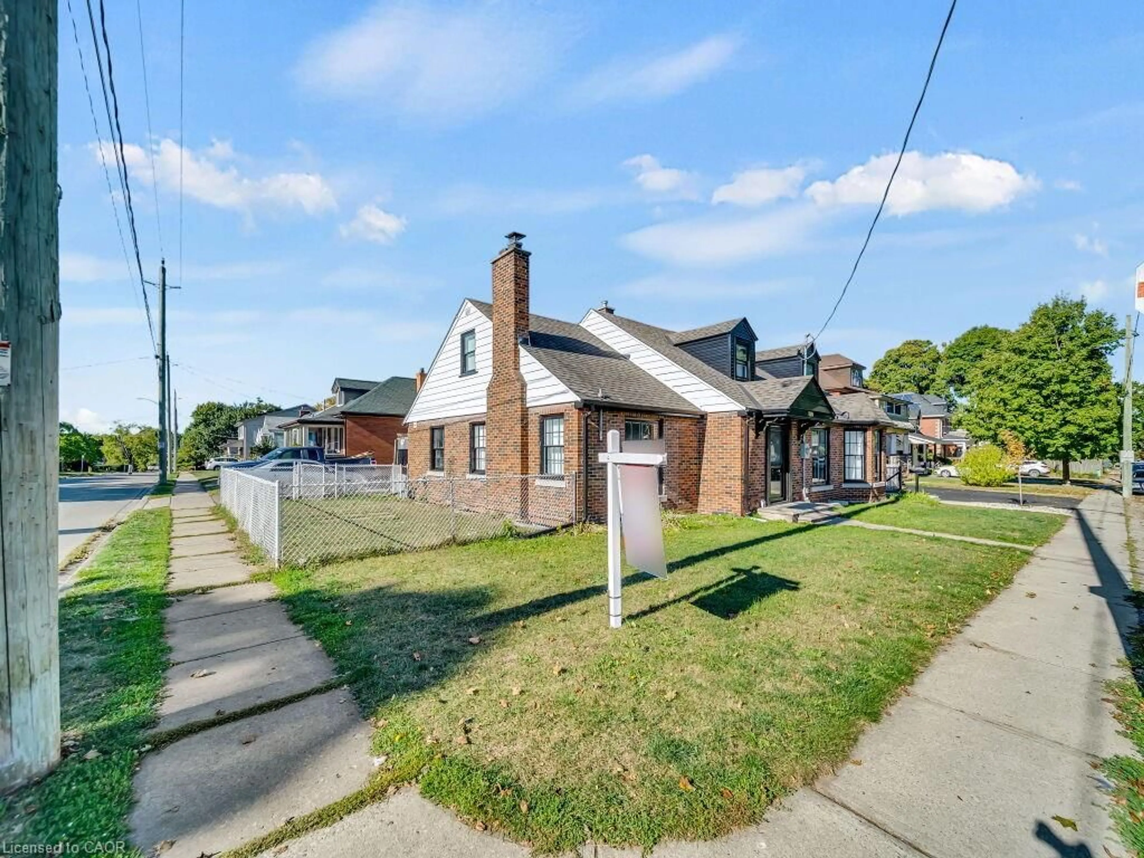 Unknown for 860 Vine St, Cambridge Ontario N3H 2Z5