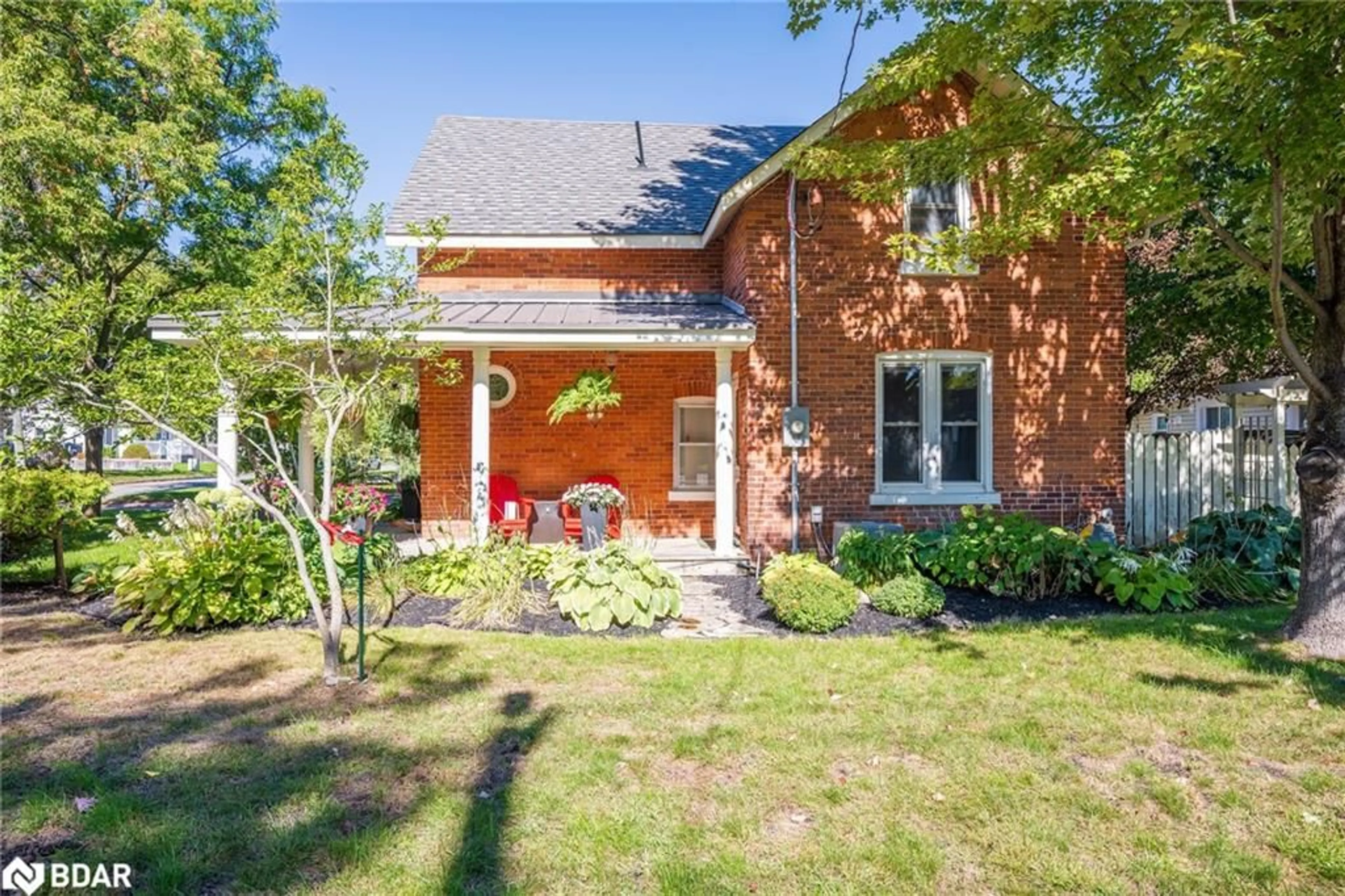 Home with brick exterior material, street for 17 Frances St, Barrie Ontario L4N 1Z3