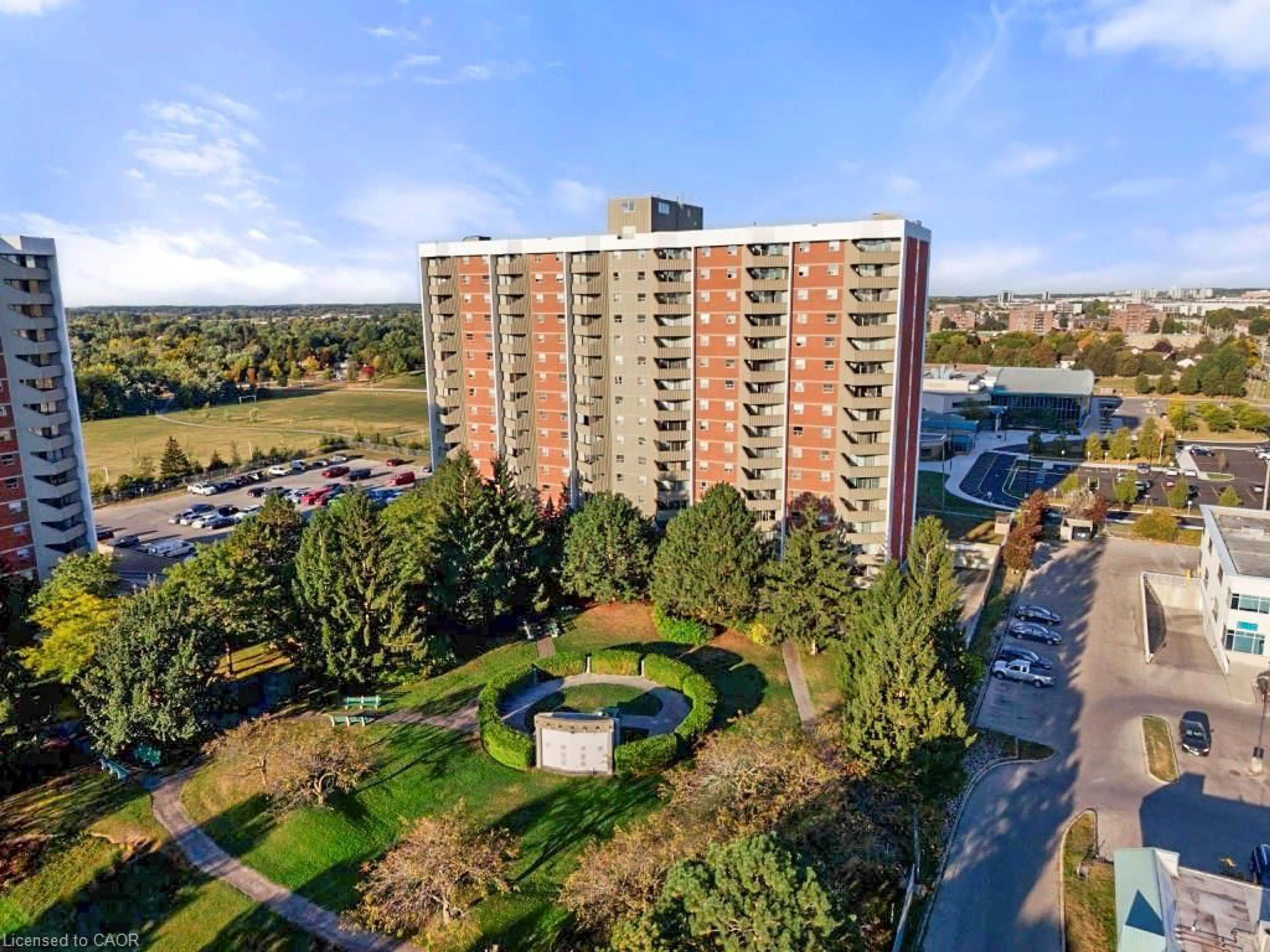 A pic from outside/outdoor area/front of a property/back of a property/a pic from drone, unknown for 1103 Jalna Blvd #1609, London Ontario N6E 2W8