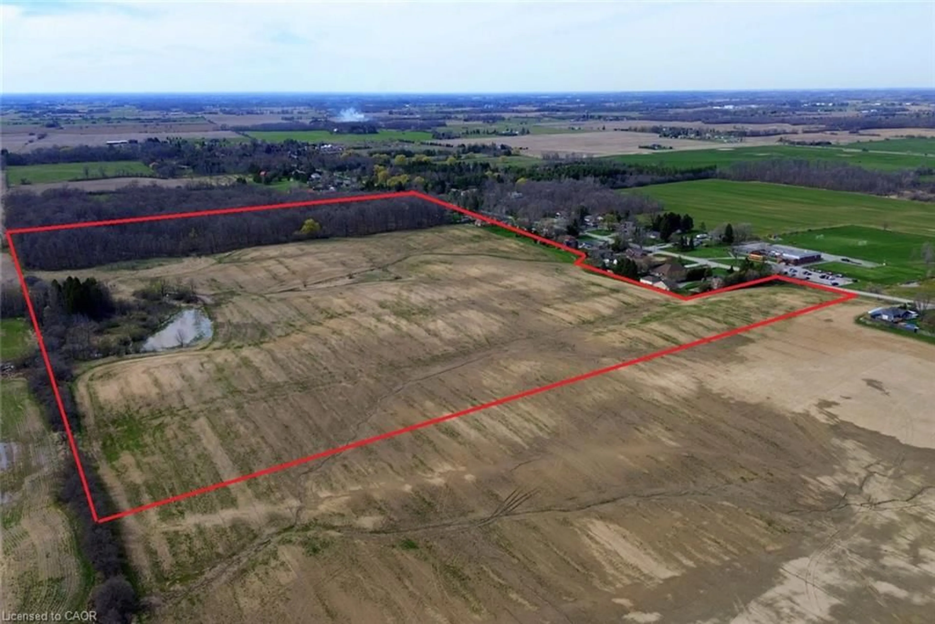 A pic from outside/outdoor area/front of a property/back of a property/a pic from drone, building for 29 Unity Side Rd, Caledonia Ontario N3W 1M4