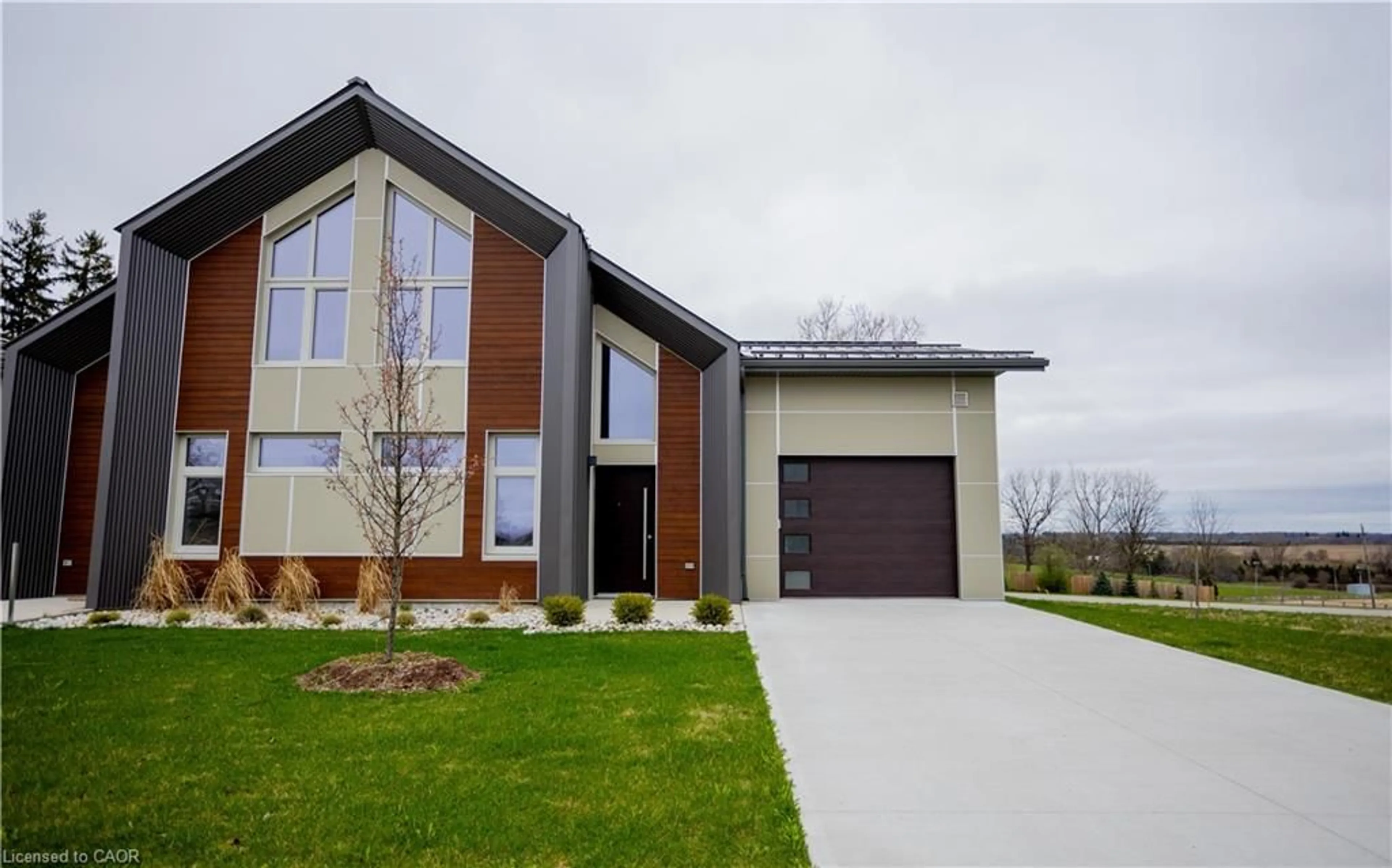Home with brick exterior material, street for 92 Elgin St, Embro Ontario N0J 1J0