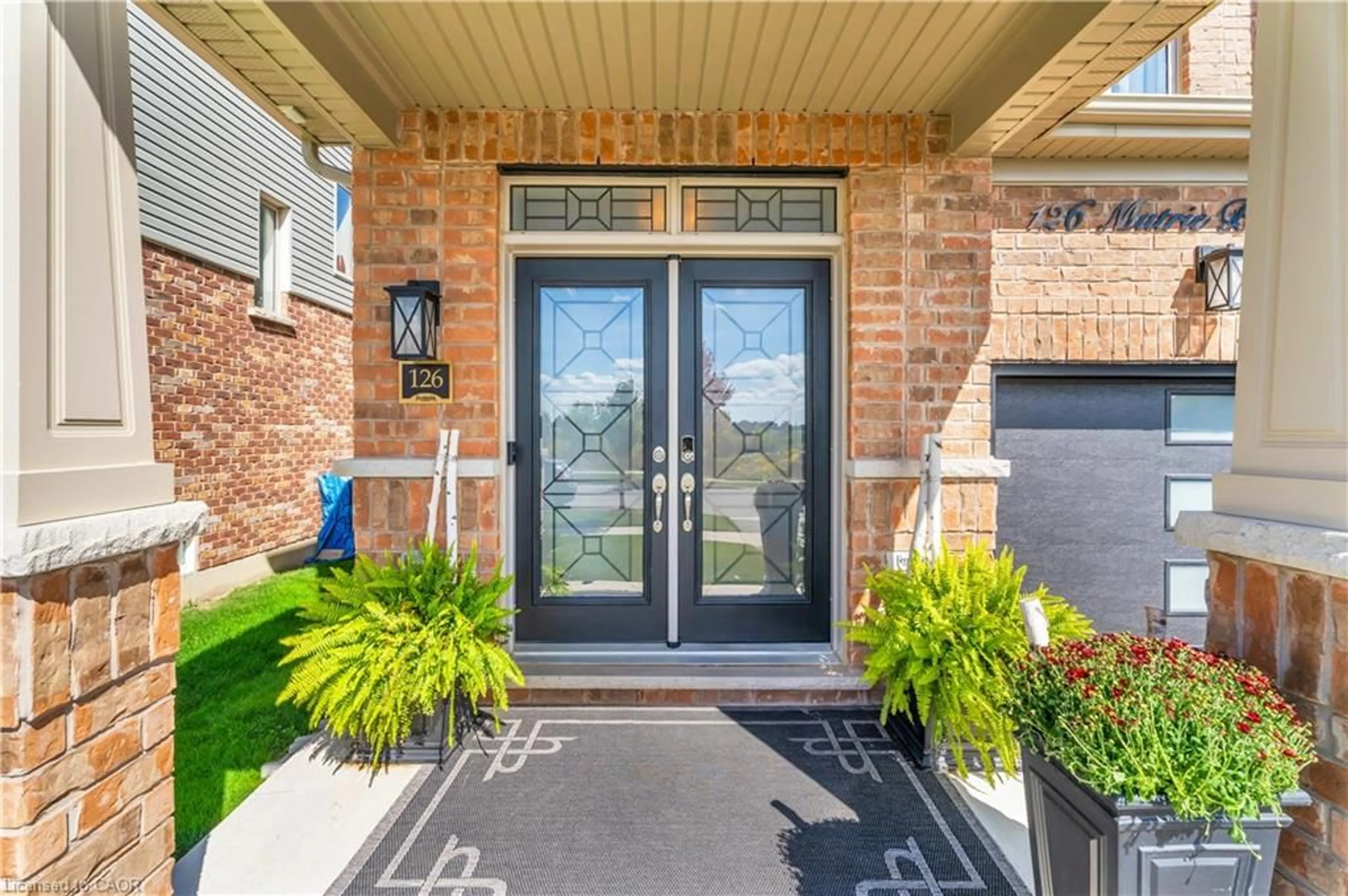 Indoor entryway for 126 Mutrie Blvd, Guelph/Eramosa Ontario N0B 2K0