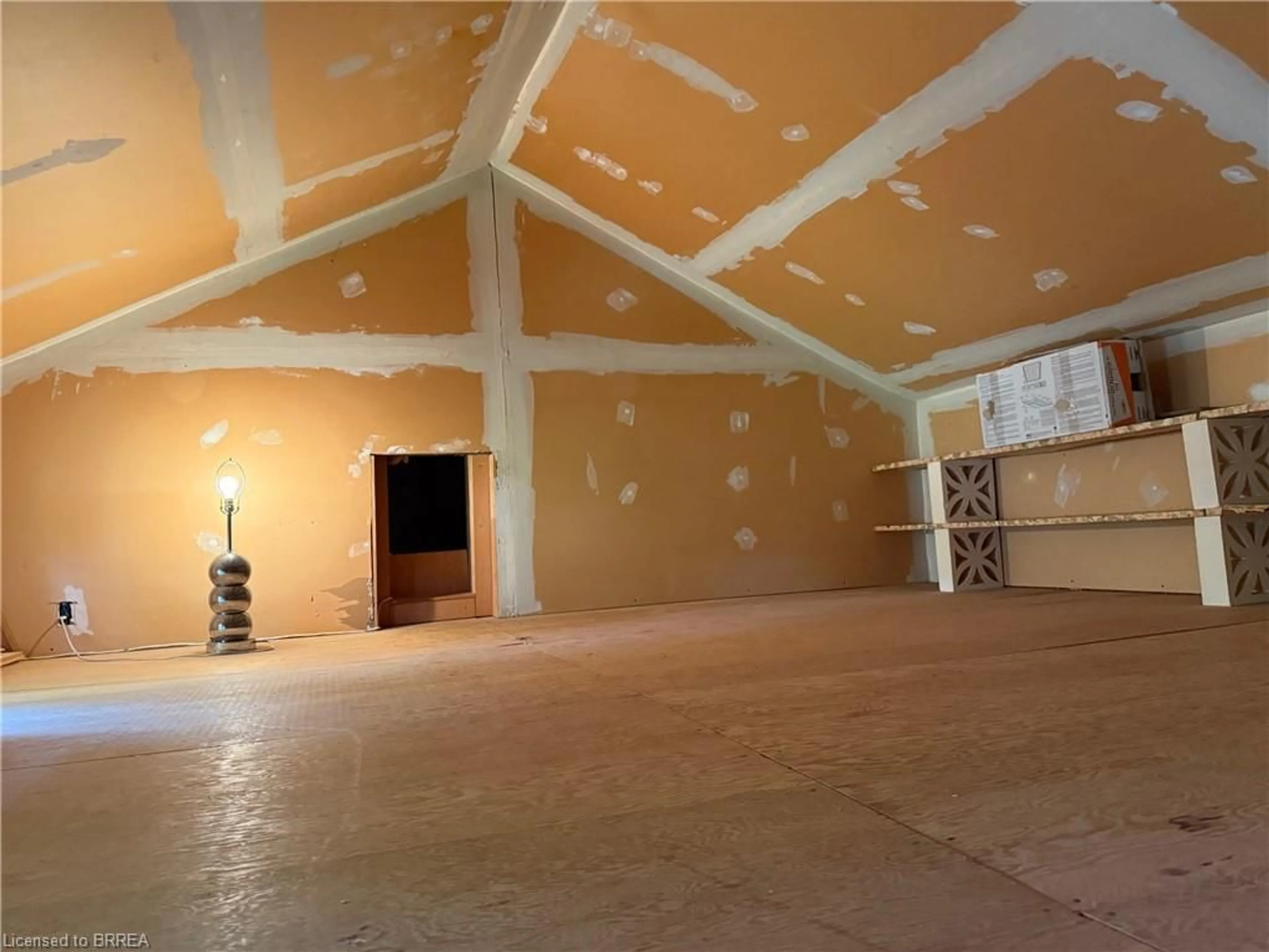 A pic of a room for 49 West River St, Paris Ontario N3L 2V2