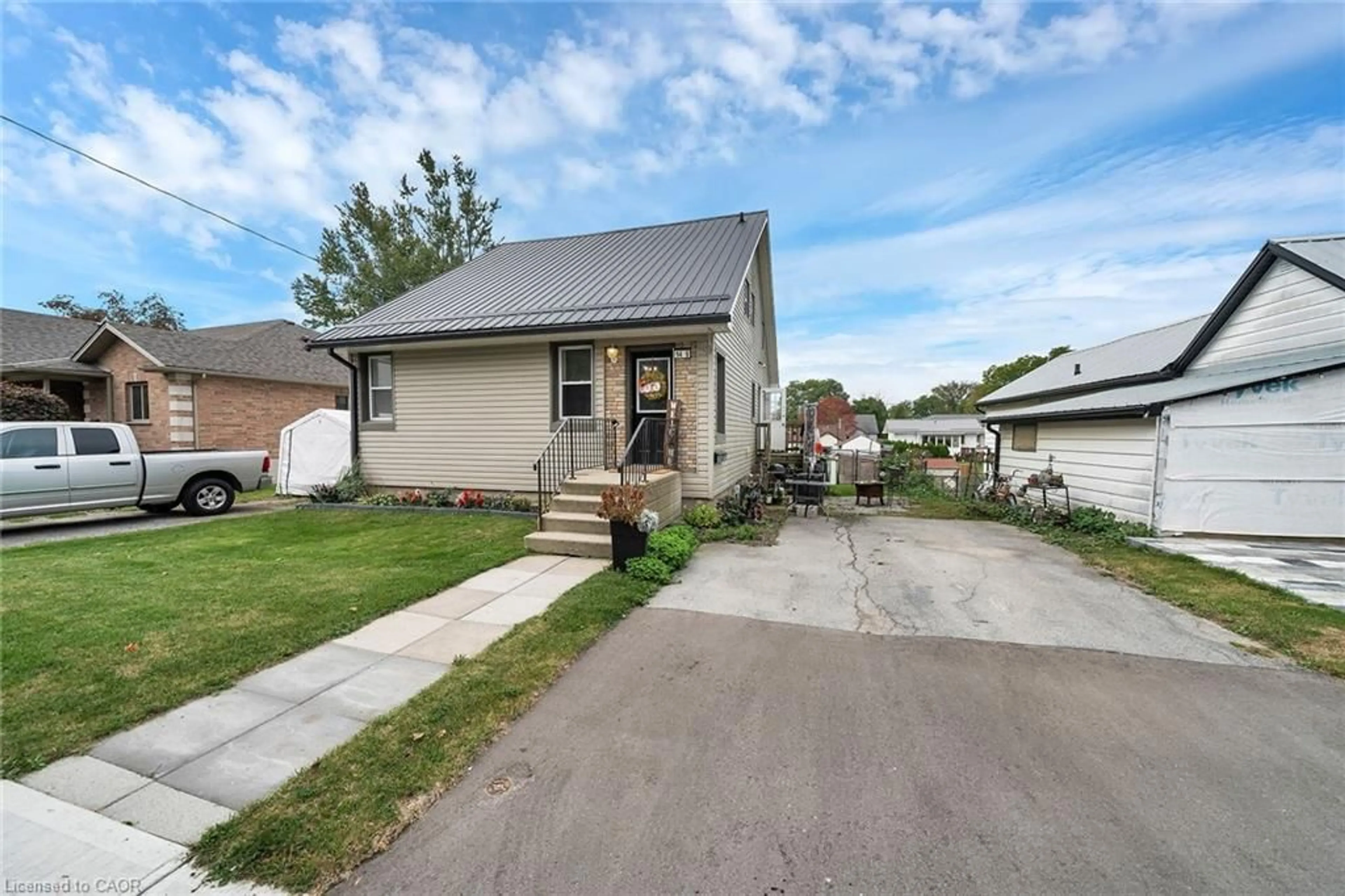 Unknown for 14 Potts Rd, Simcoe Ontario N3Y 2S6