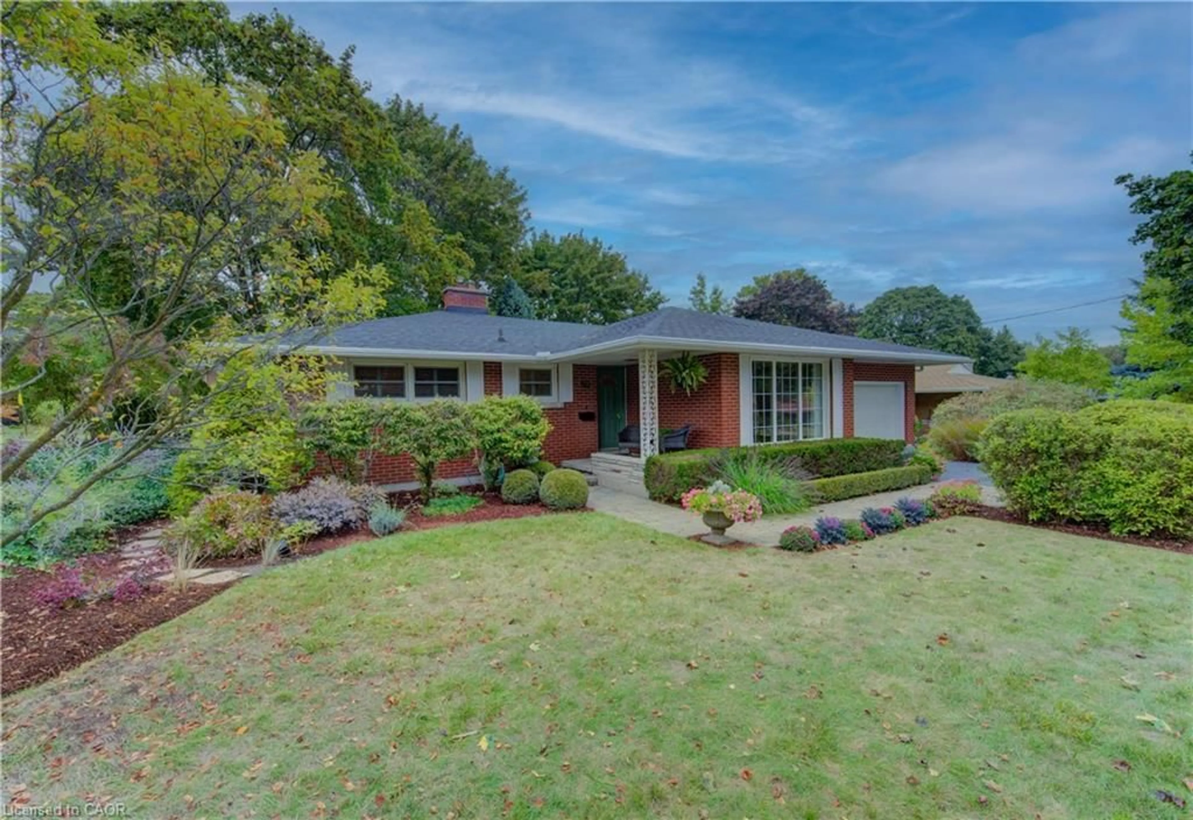 Home with brick exterior material, street for 50 Gatewood Rd, Kitchener Ontario N2M 4E4
