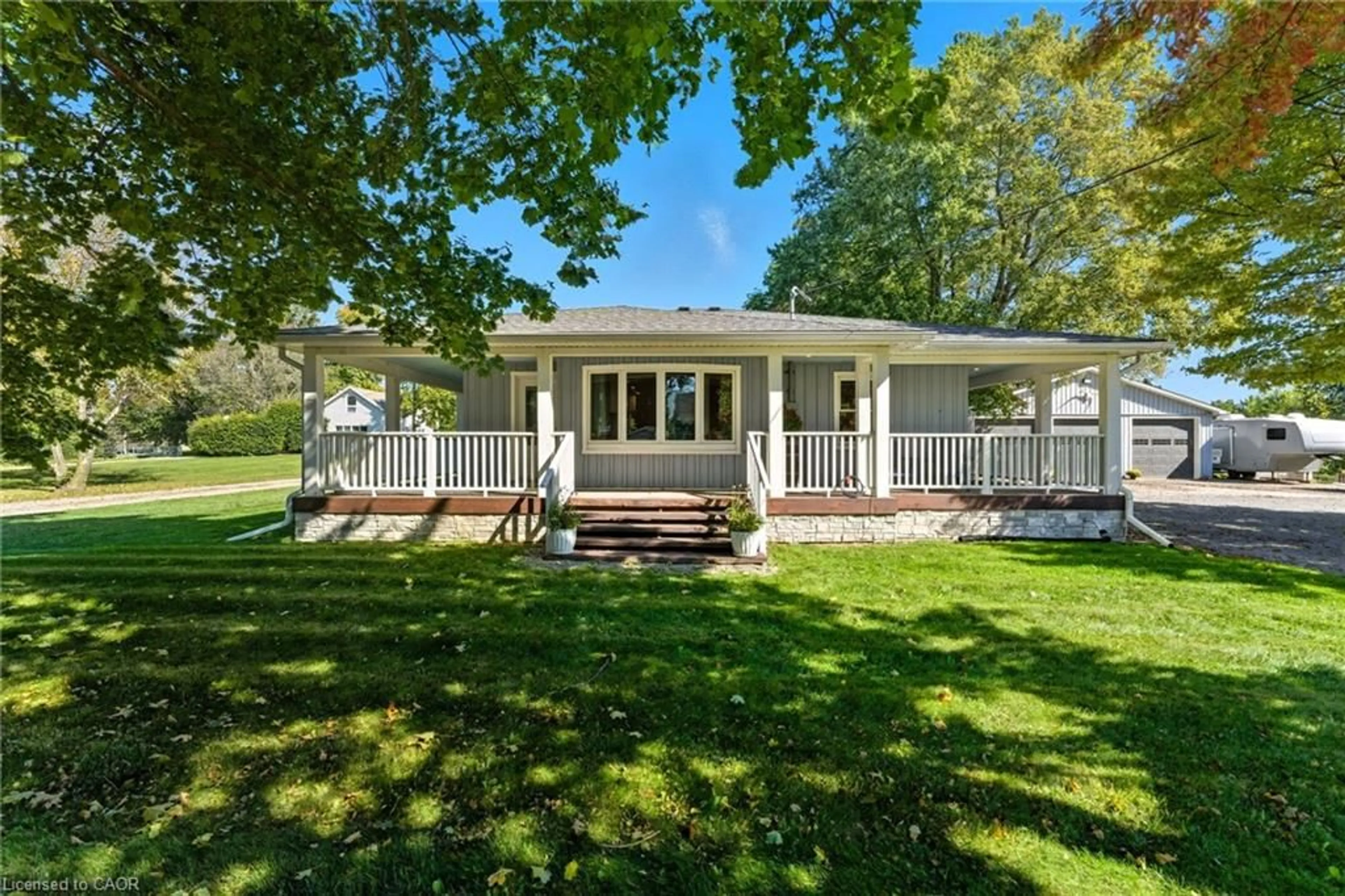 Home with vinyl exterior material, street for 146 Lynden Rd, Lynden Ontario L0R 1T0