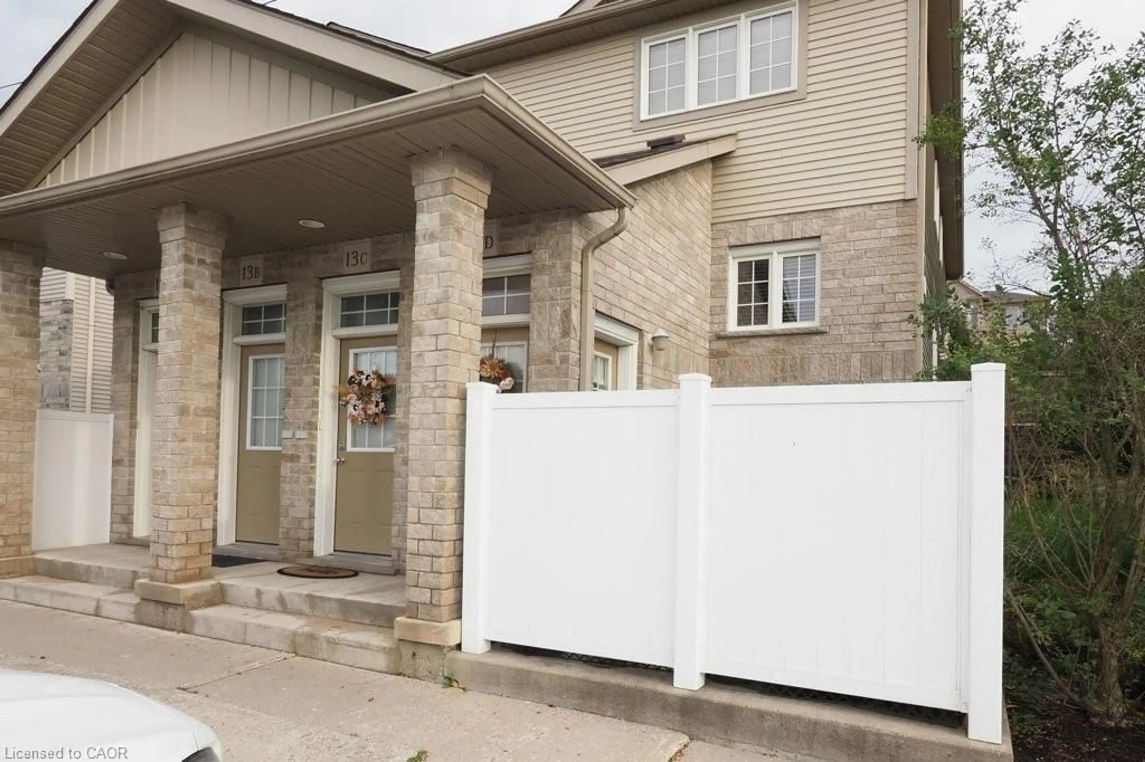 Unknown for 240 Westmeadow Dr #D13, Kitchener Ontario N2N 0A1