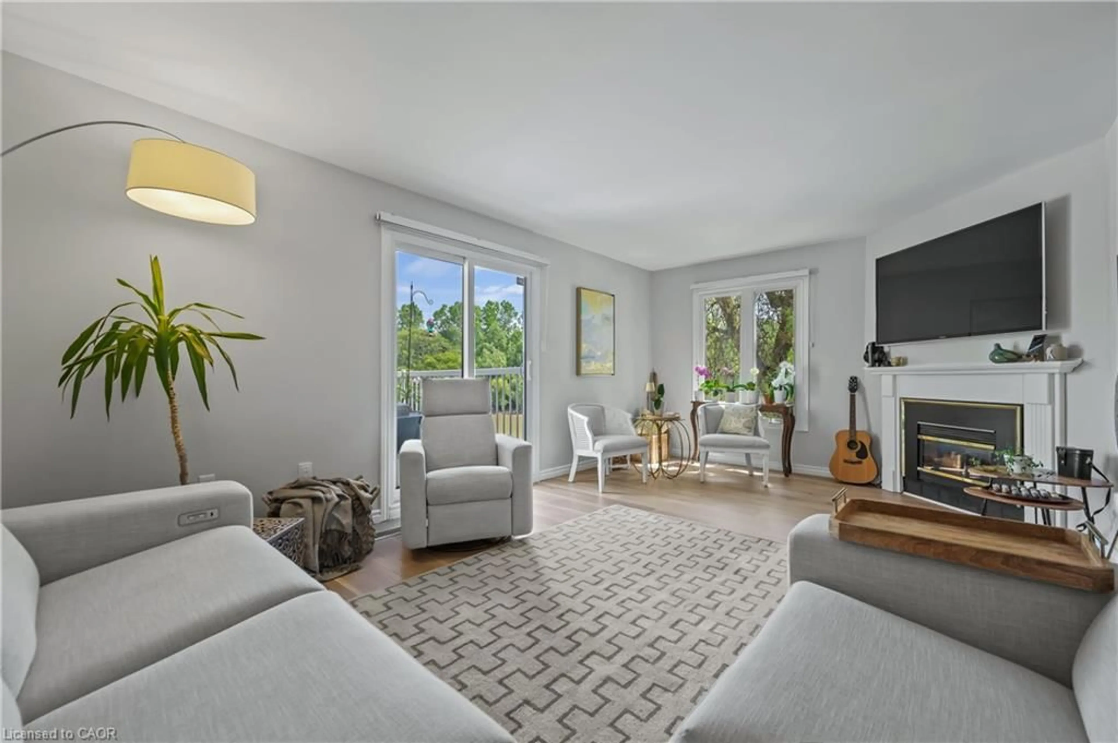 Living room with furniture, unknown for 301 Carlow Rd #43, Port Stanley Ontario N5L 1B8