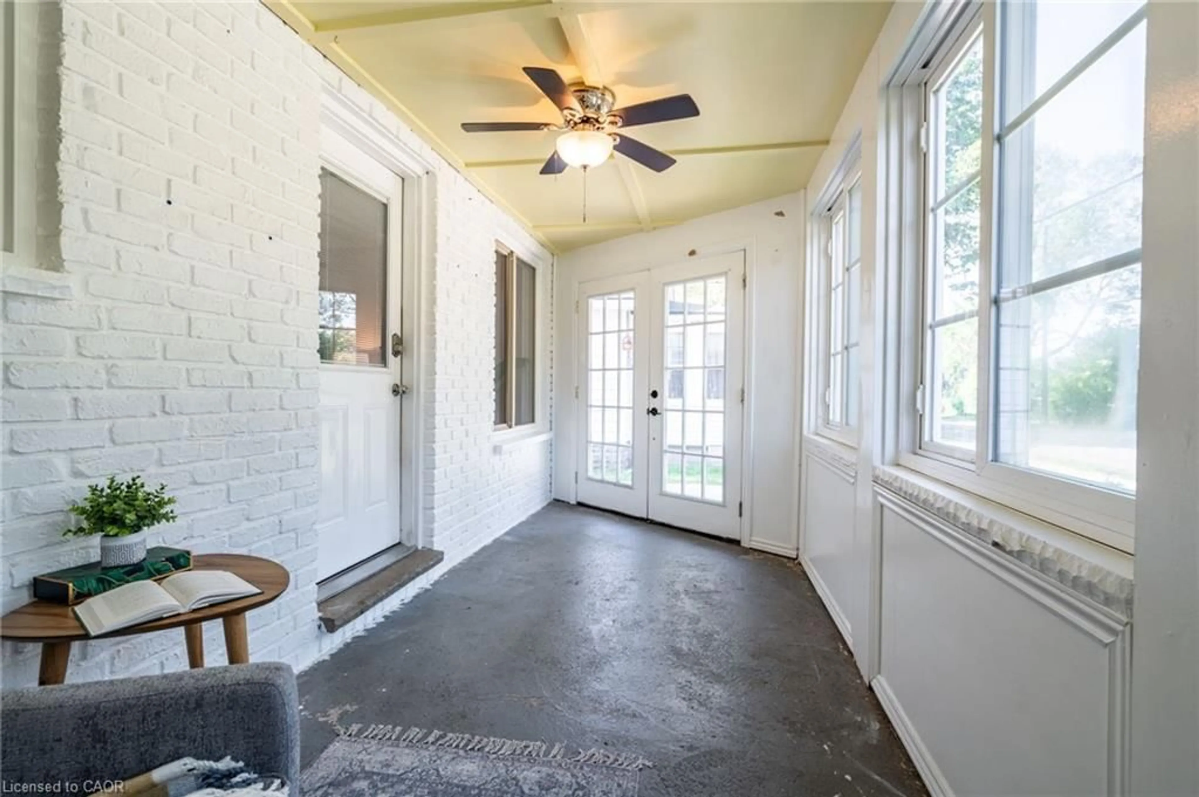 Indoor entryway for 110 Derby Rd, Crystal Beach Ontario L0S 1B0