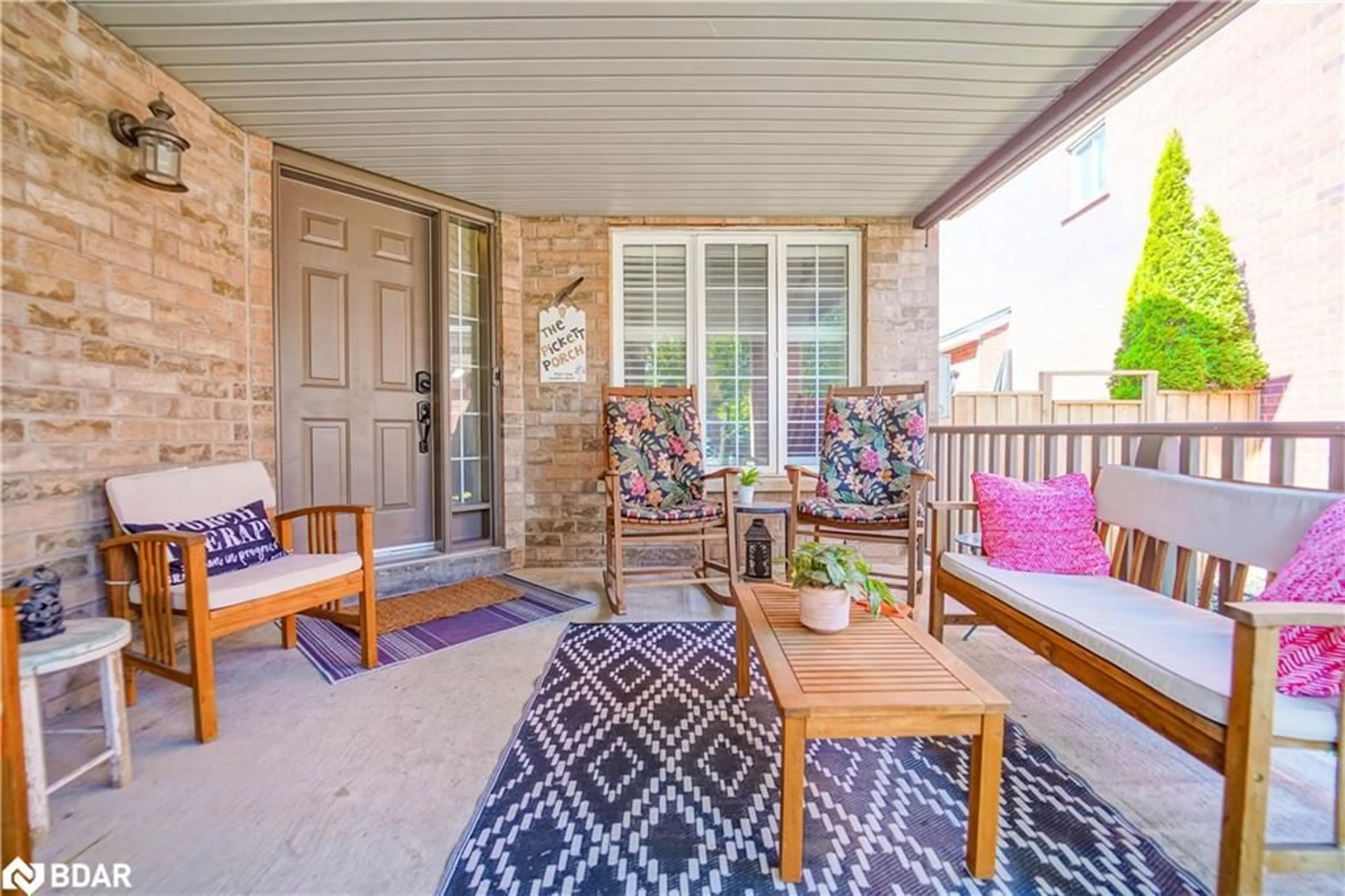 Patio, street for 50 Gartshore Dr, Whitby Ontario L1P 1N6