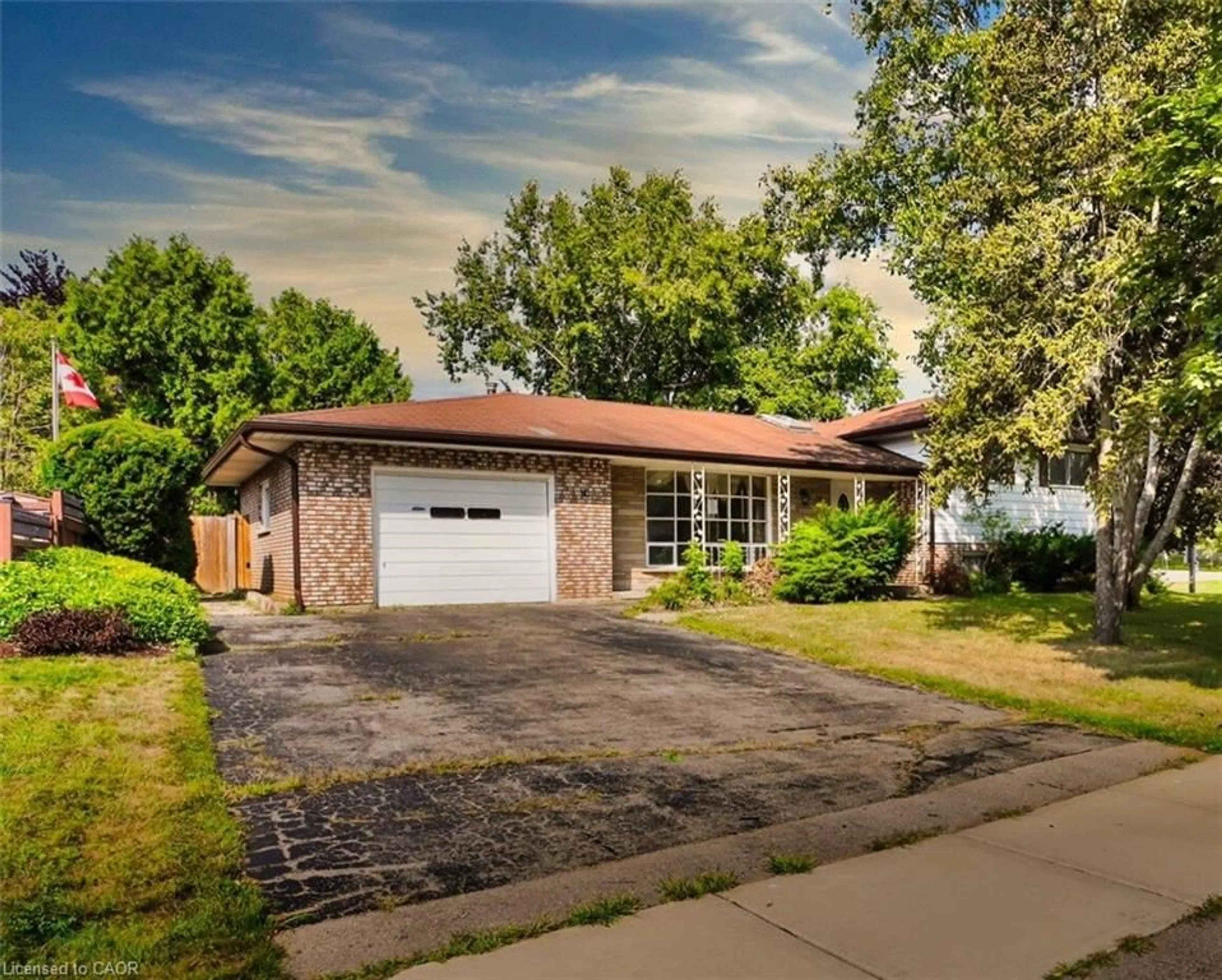 Home with brick exterior material, street for 74 Brier Park Rd, Brantford Ontario N3R 5T4