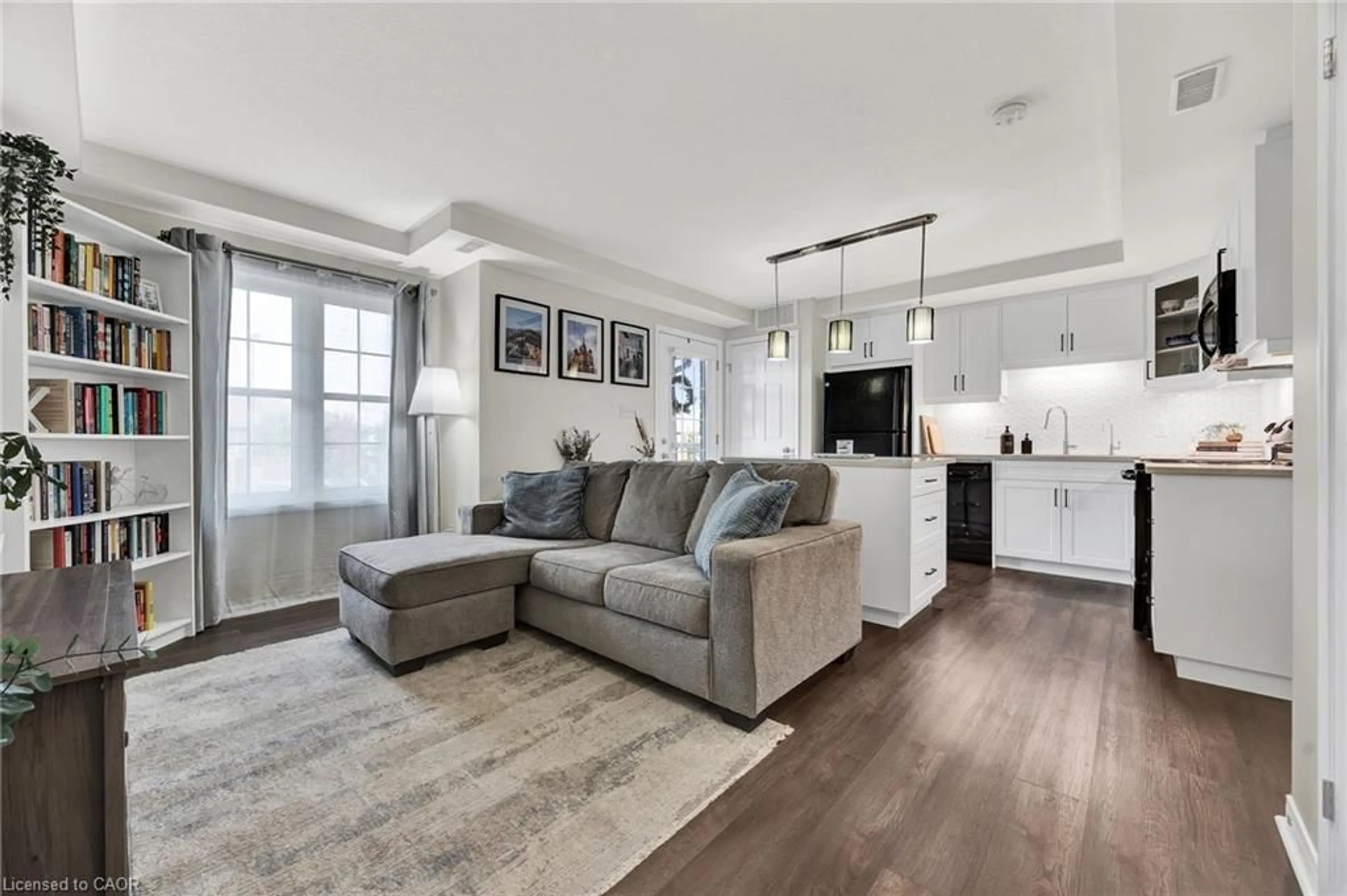 Living room with furniture, unknown for 1460 Highland Ave #11C, Waterloo Ontario N2N 0B7