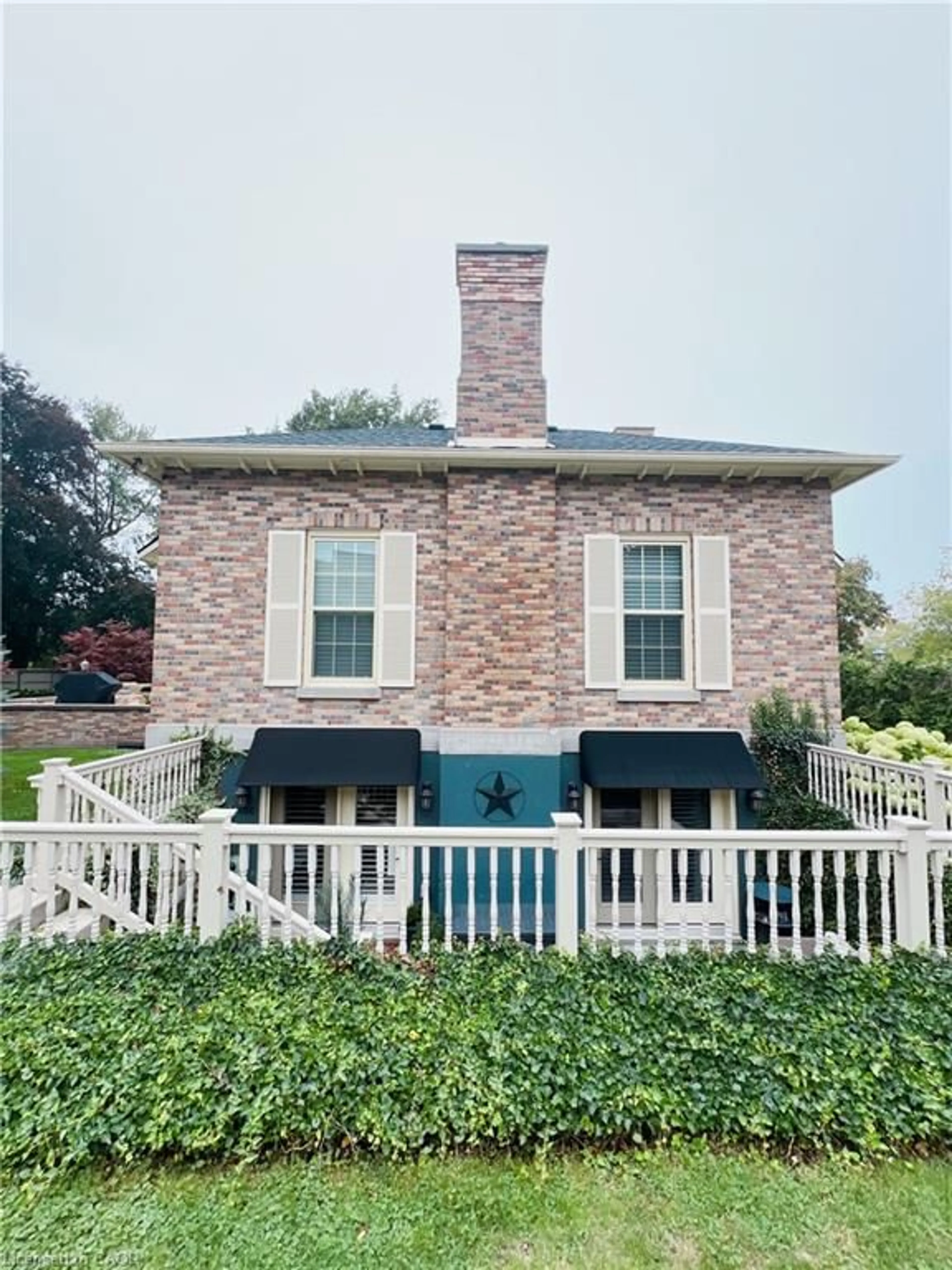 Home with brick exterior material, street for 5 Cobourg St #100, Goderich Ontario N7A 2J1