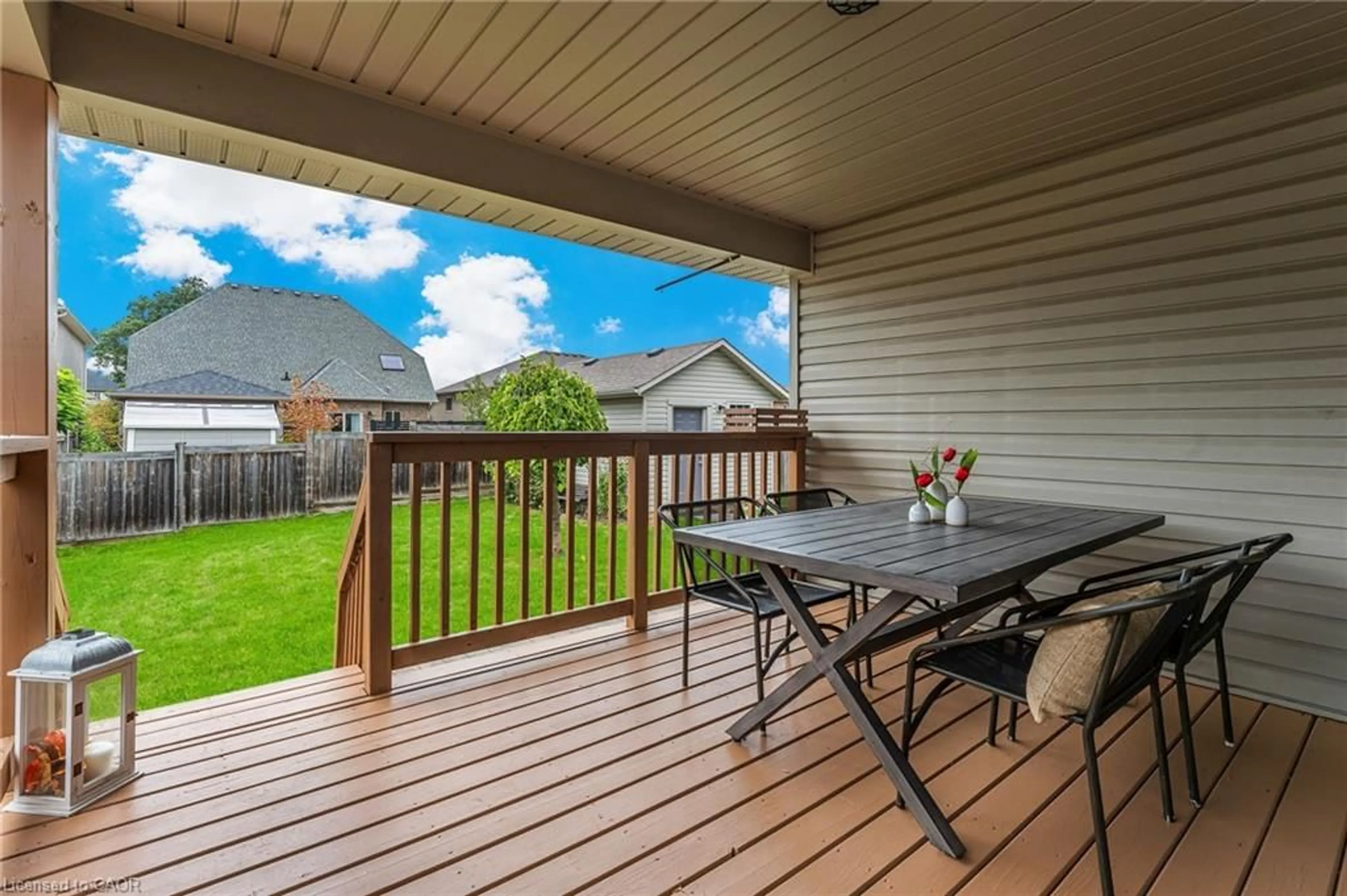 Patio, water/lake/river/ocean view for 33 Sarah Cres, Smithville Ontario L0R 2A0