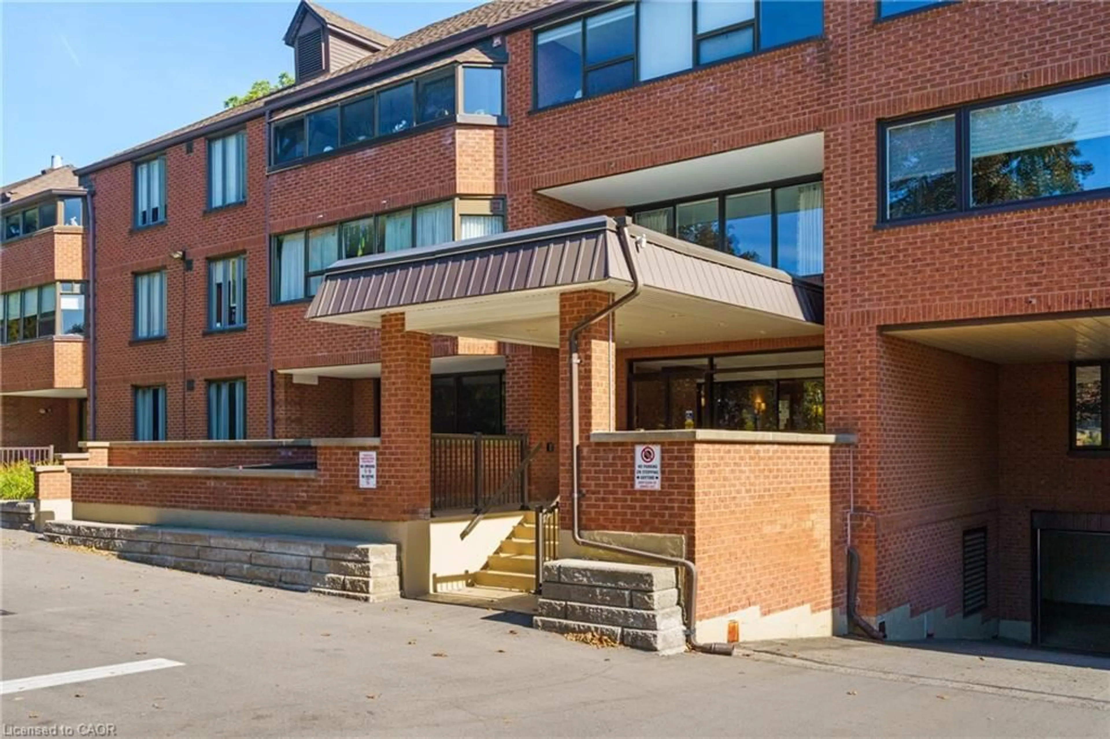Unknown for 150 Wilson St #301, Ancaster Ontario L8R 1E2
