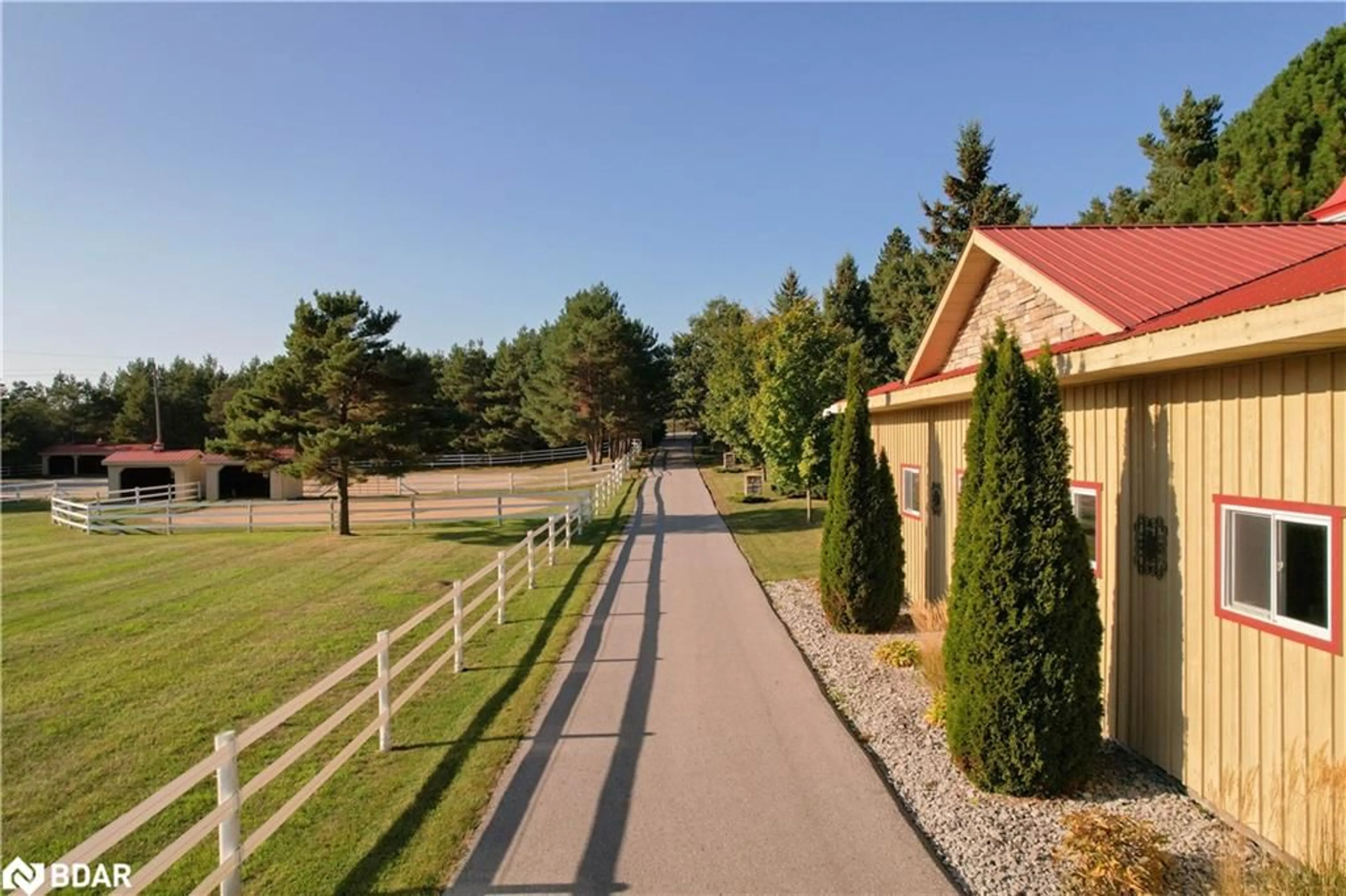Patio, street for 419 Goodwood Rd Rd, Uxbridge Ontario L9P 1R4