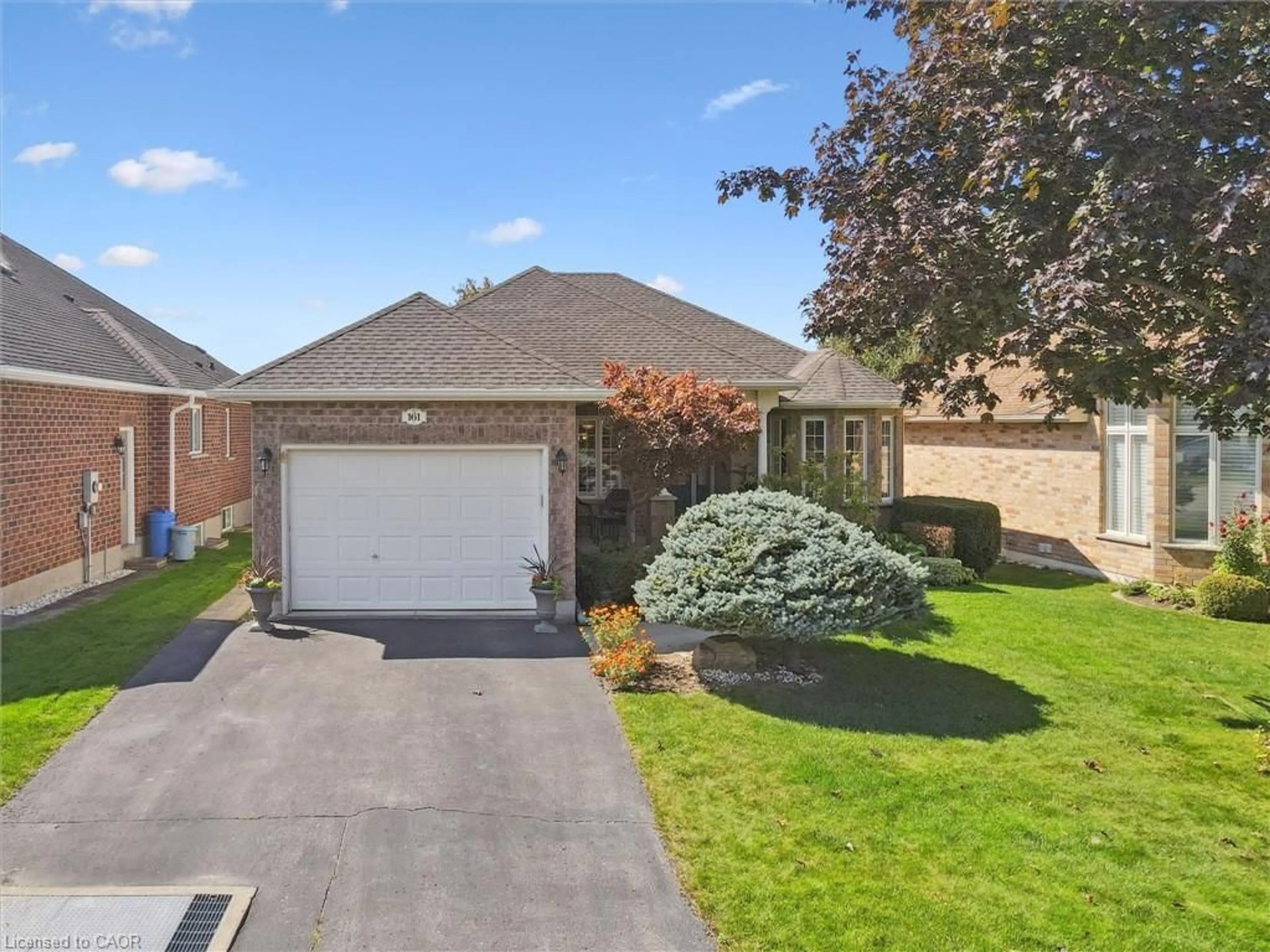 A pic from outside/outdoor area/front of a property/back of a property/a pic from drone, street for 161 Golf Links Dr #143, Baden Ontario N3A 3N8