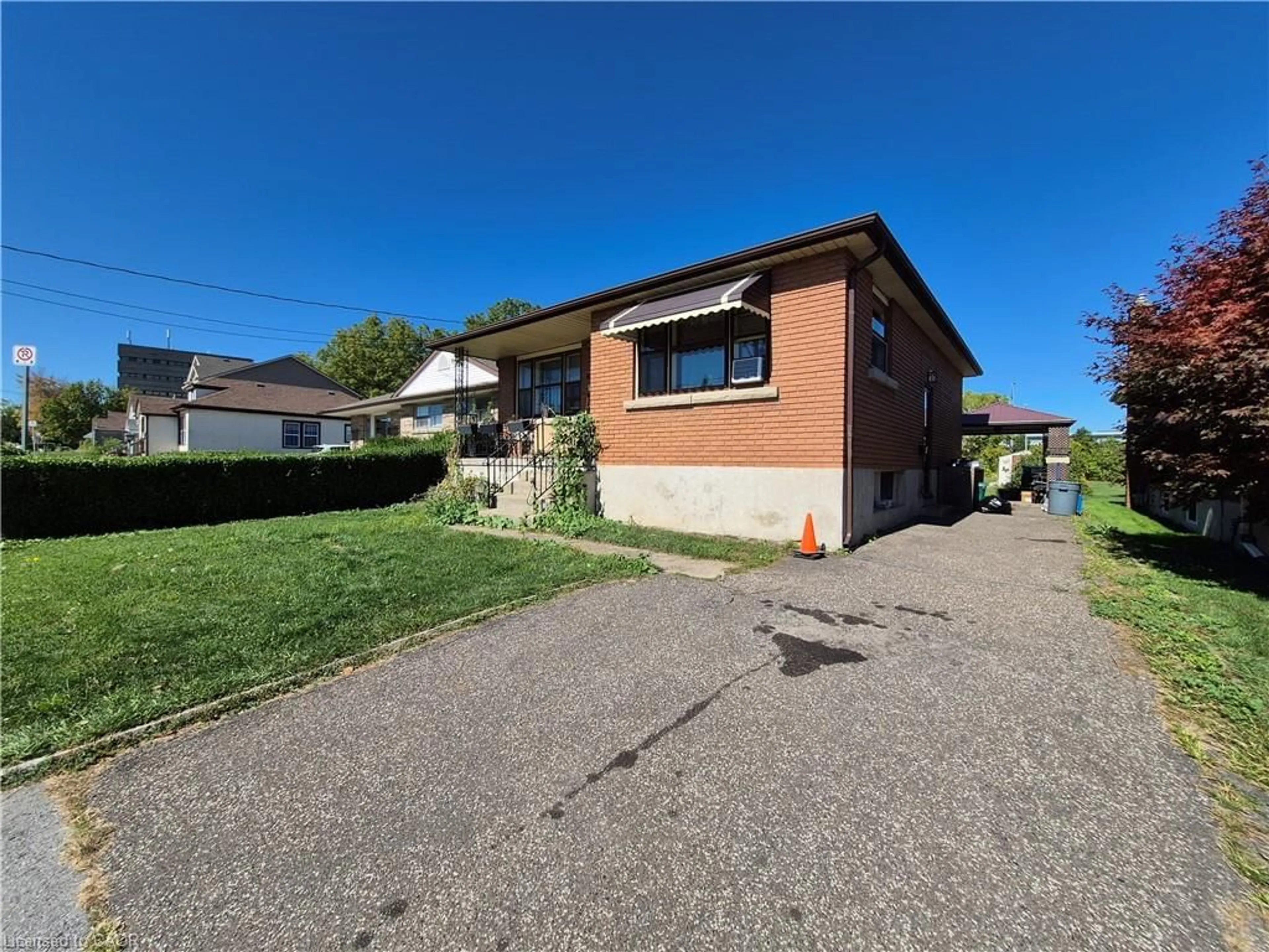 Unknown for 5711 Kitchener St, Niagara Falls Ontario L2G 1J4