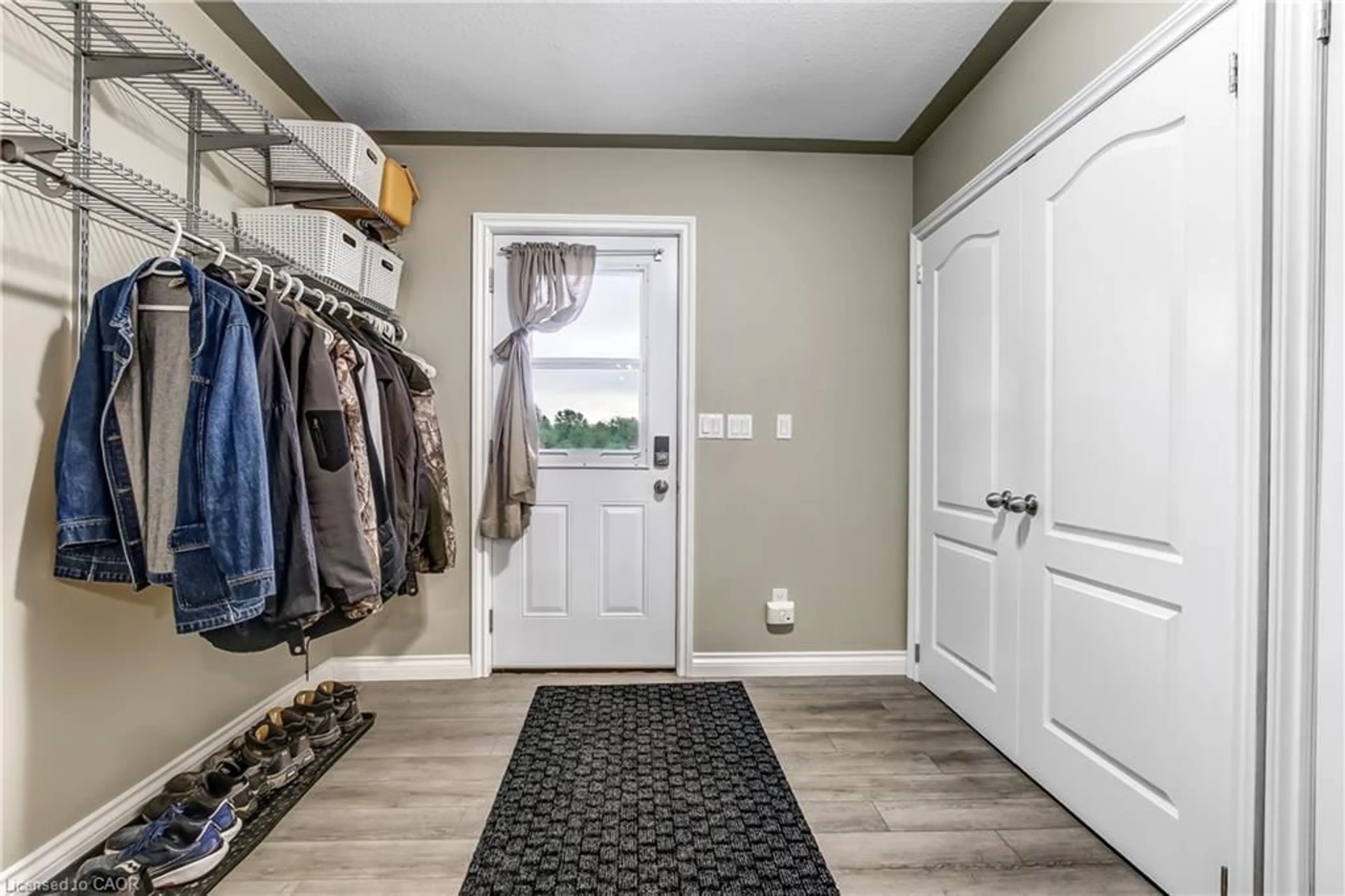 Indoor entryway for 1224 Front Rd, St. Williams Ontario N0E 1P0