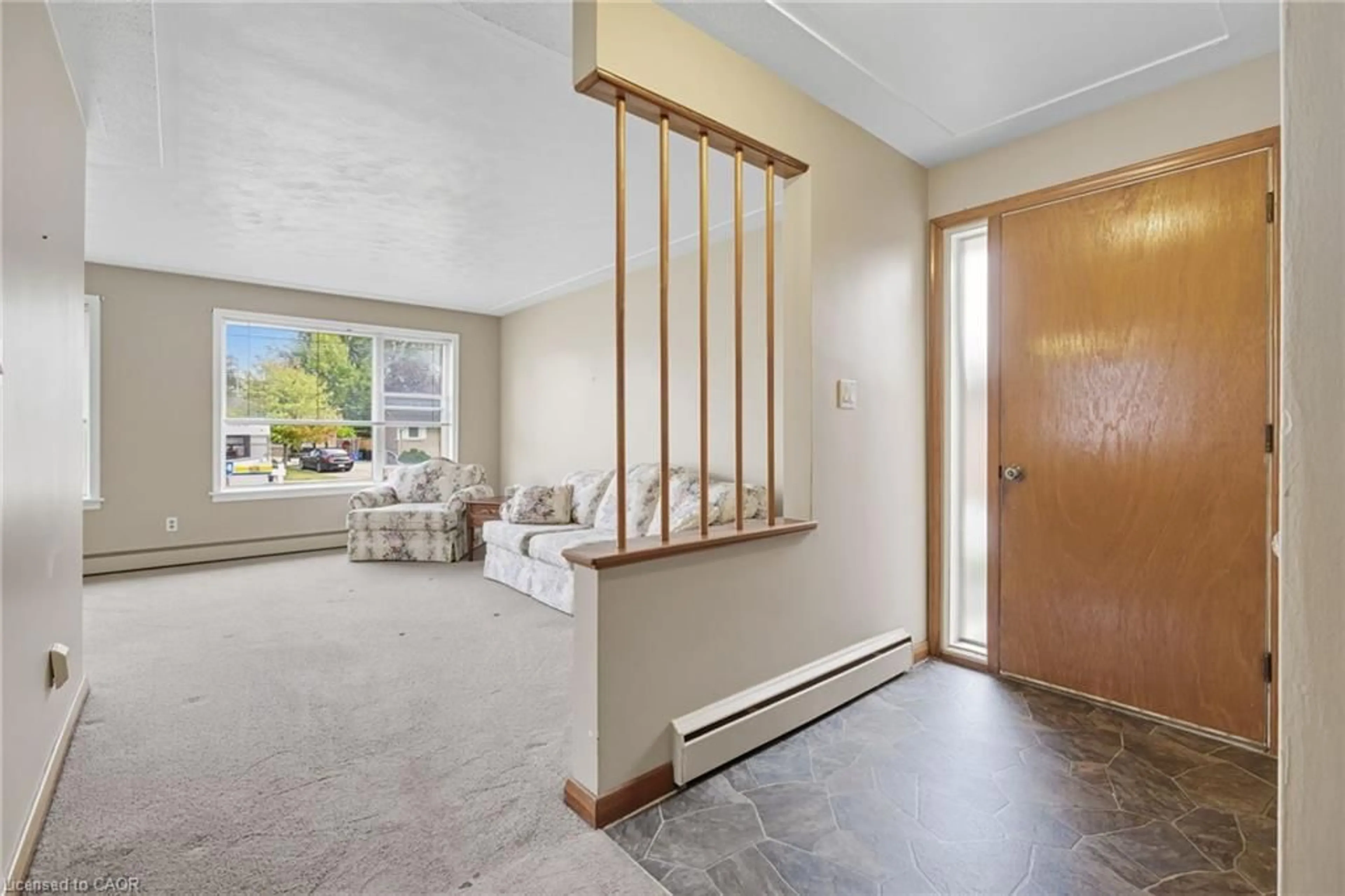 Unknown for 642 Upper Ottawa St, Hamilton Ontario L8T 3T5