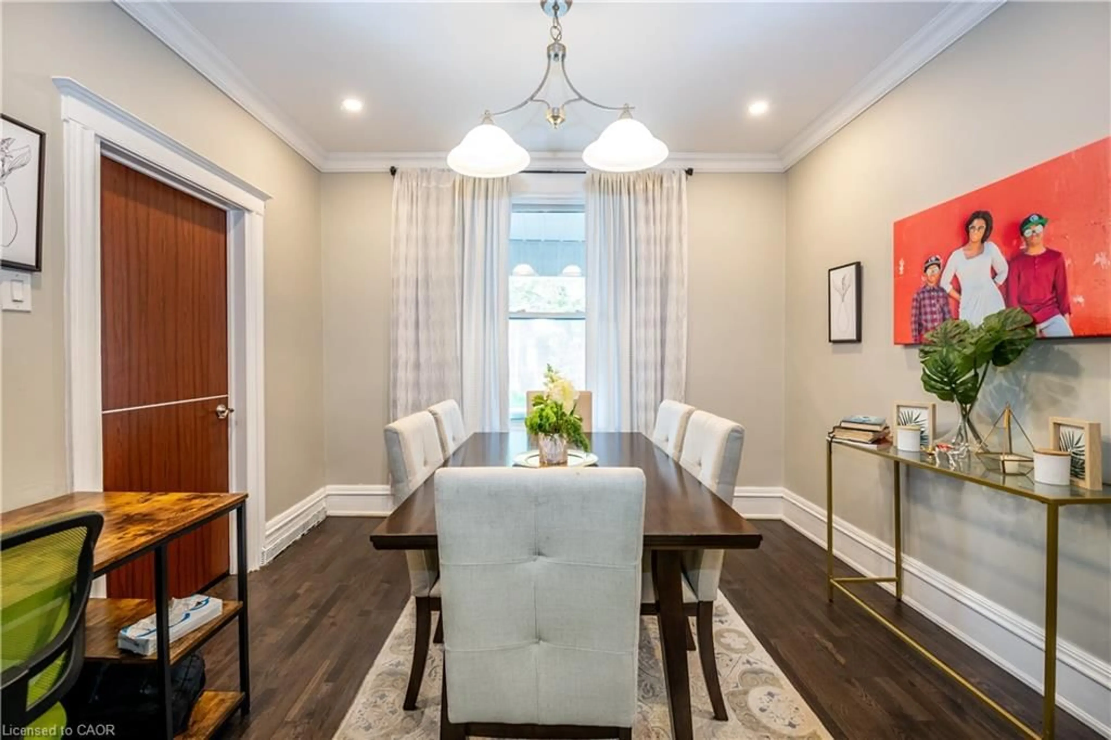 Dining room, wood/laminate floor for 43 Princess St, Hamilton Ontario L8L 3K7