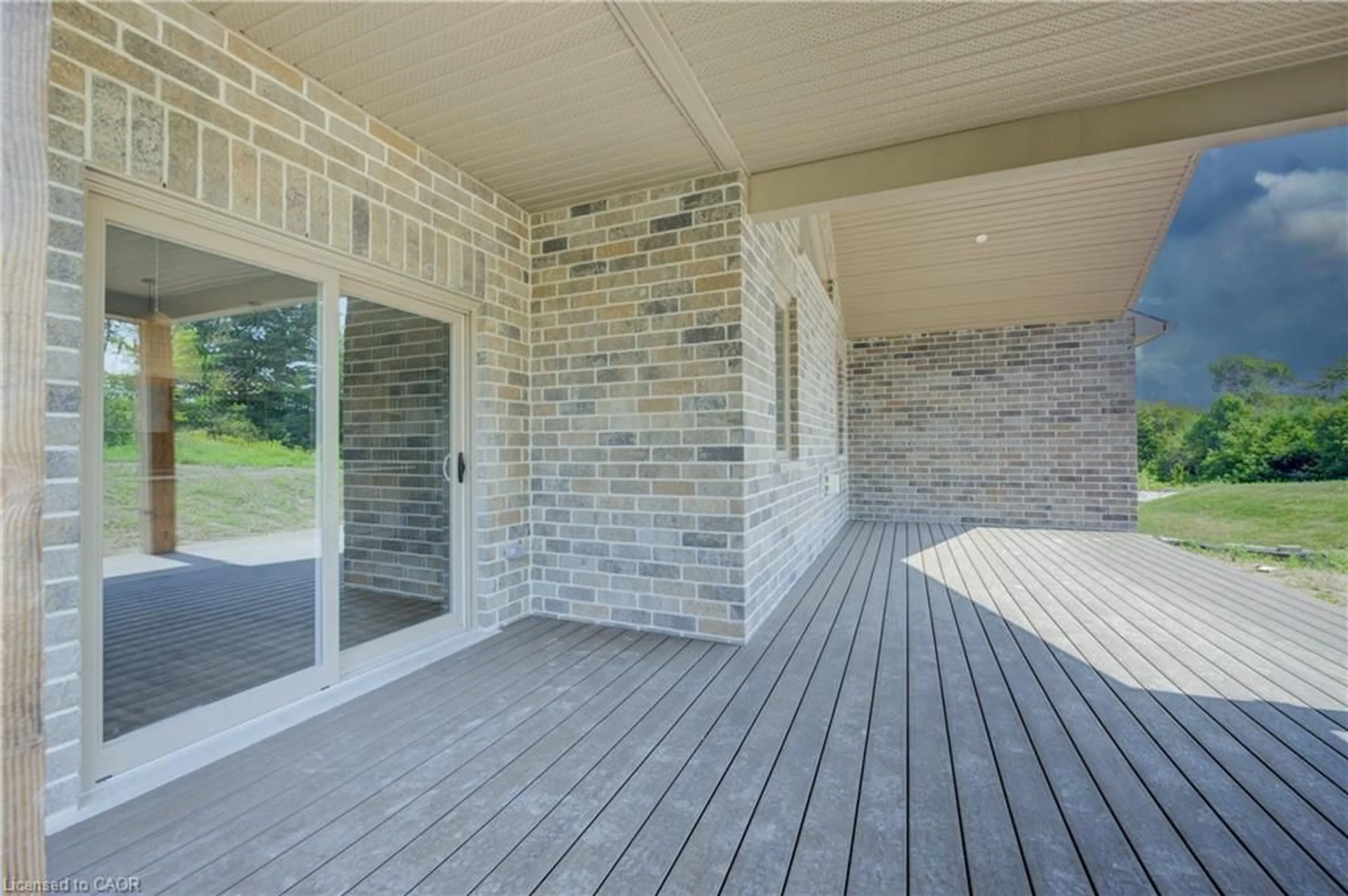 Patio, unknown for 117 Pugh St, Milverton Ontario N0K 1M0