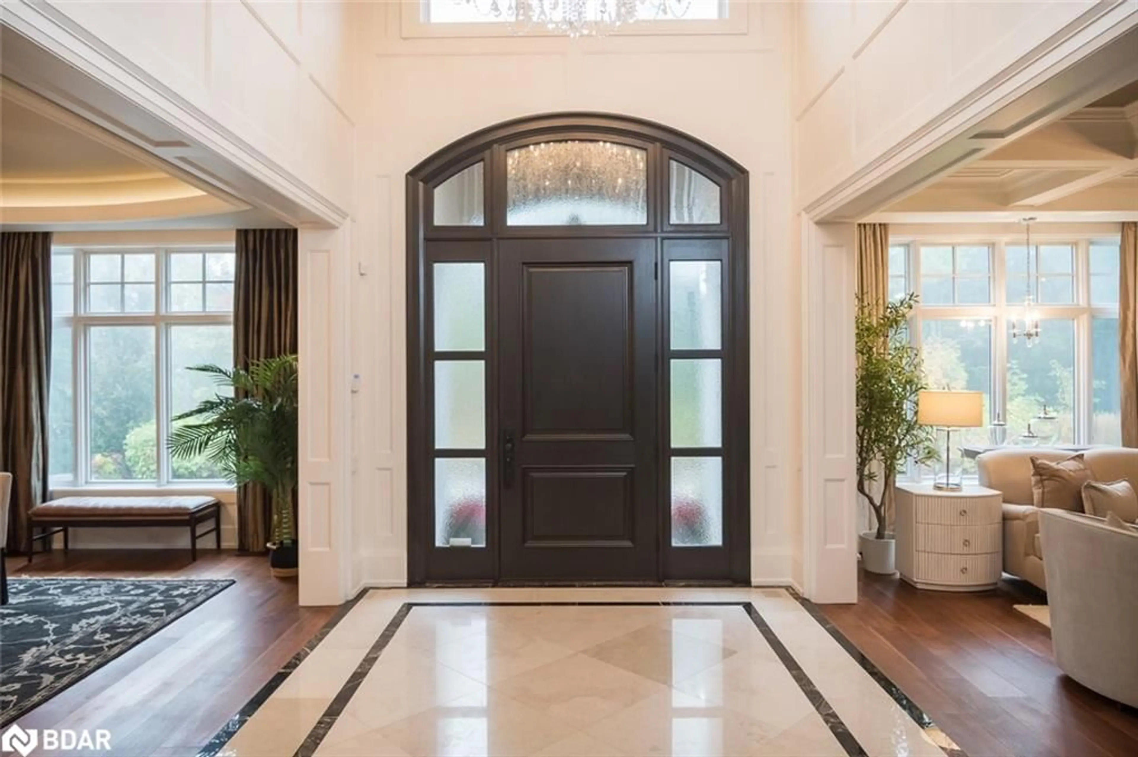 Indoor entryway for 13160 Nassagaweya Esquesing Tline, Halton Ontario L7J 2L7