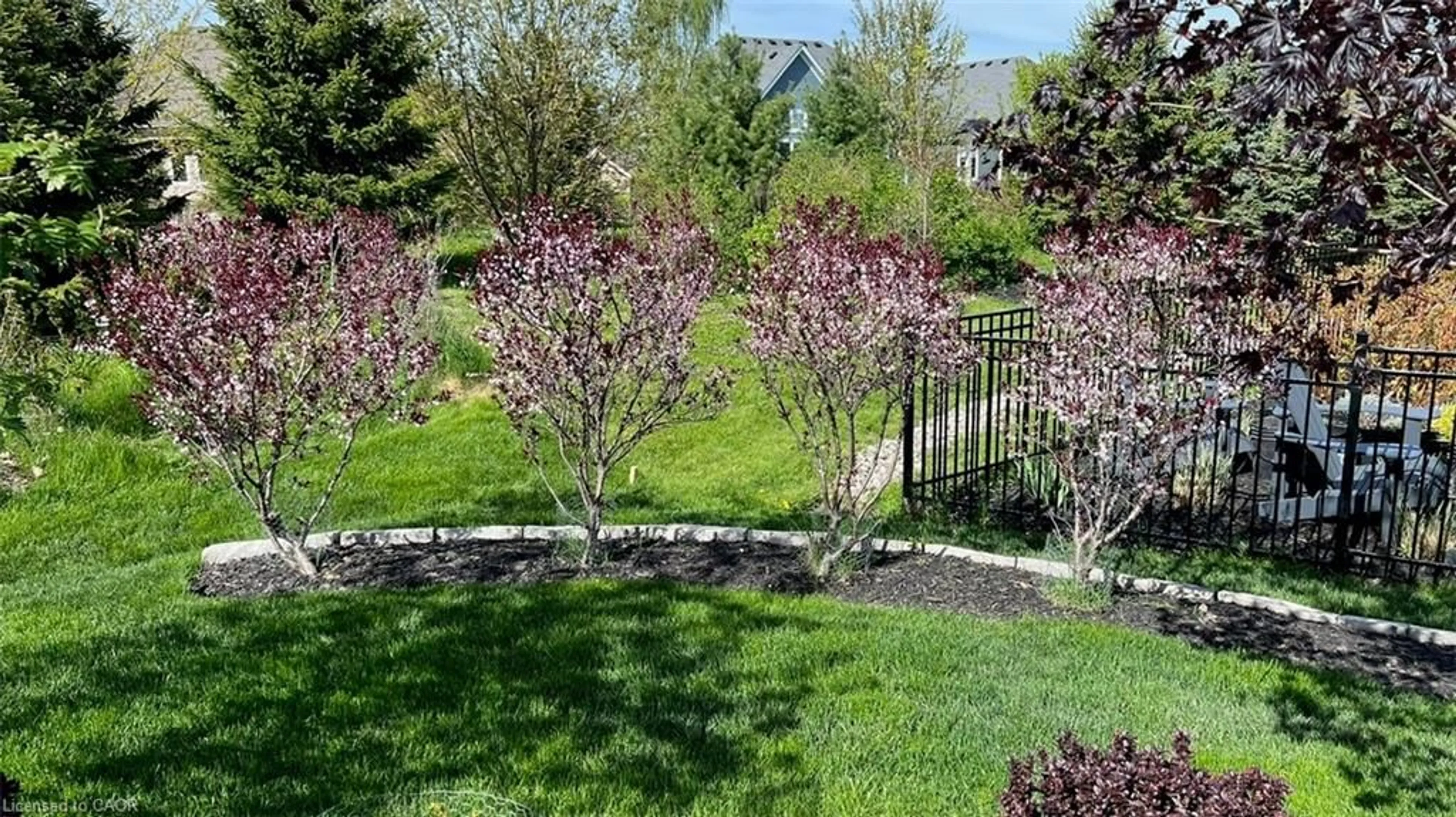 Patio, street for 3507 Trillium Cres, Fort Erie Ontario L0S 1N0