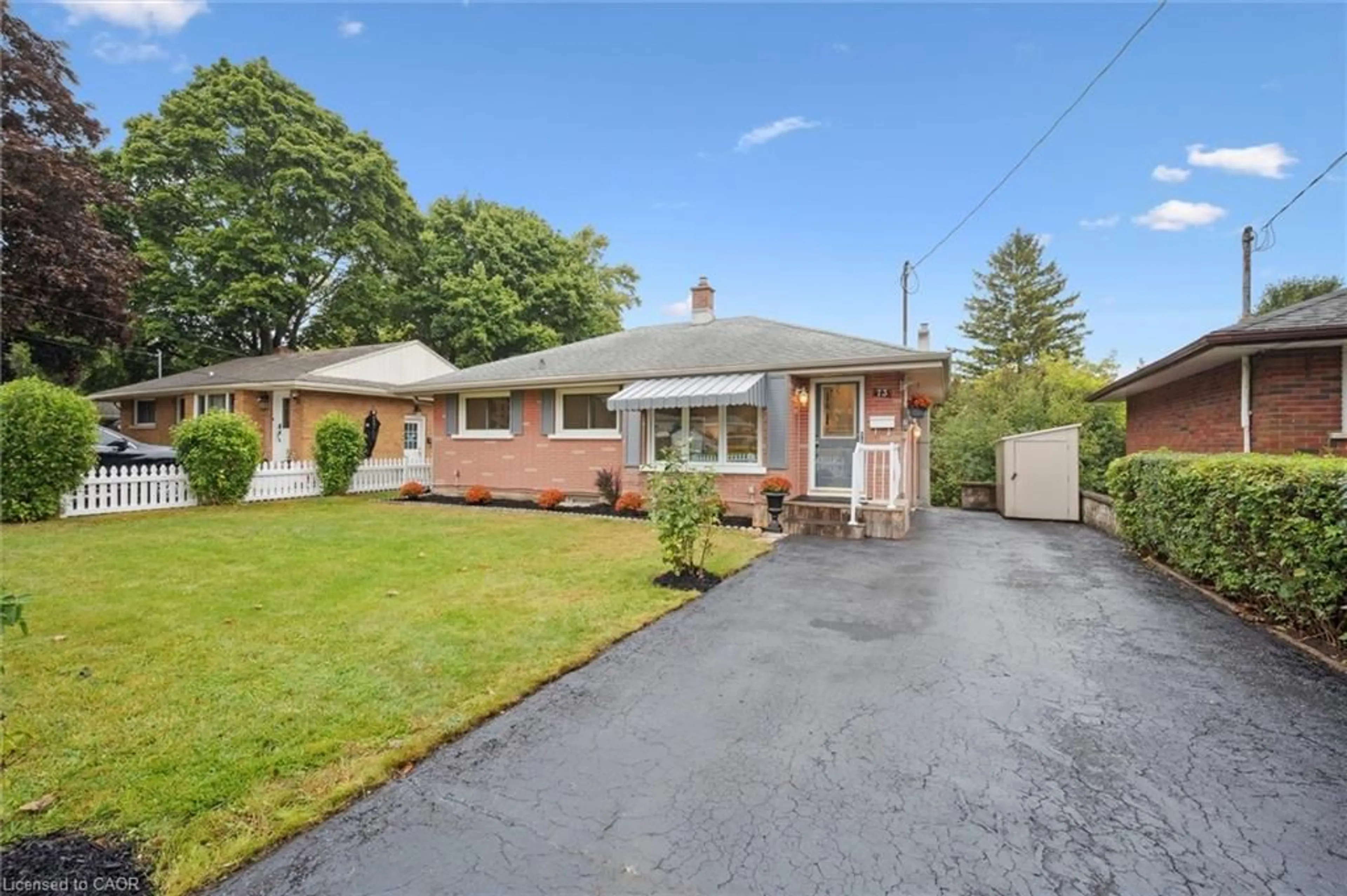 Home with brick exterior material, street for 73 Weaver St, Cambridge Ontario N3C 1W3