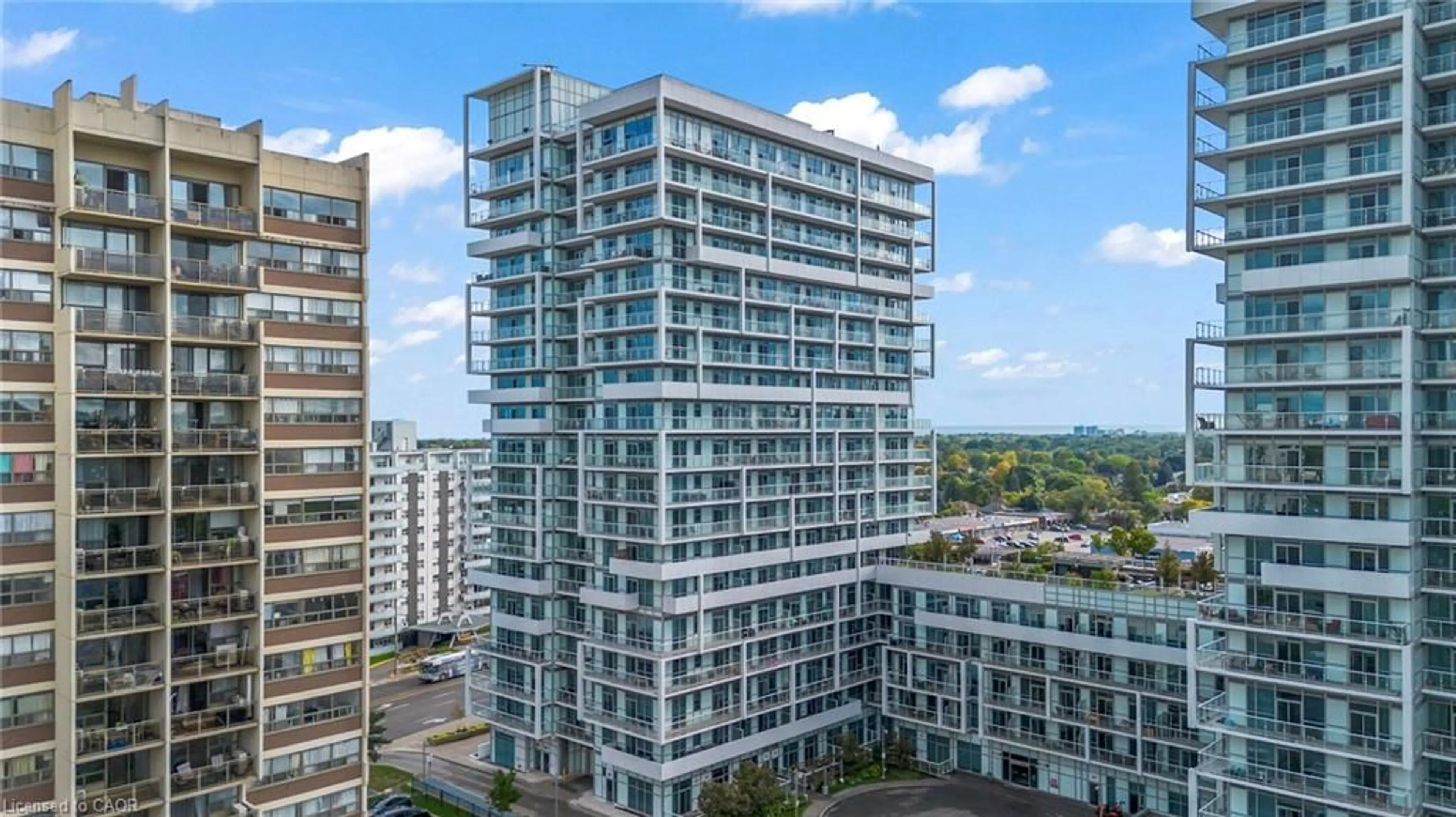 A pic from outside/outdoor area/front of a property/back of a property/a pic from drone, city buildings view from balcony for 55 Speers Rd #1008, Oakville Ontario L6K 0H9